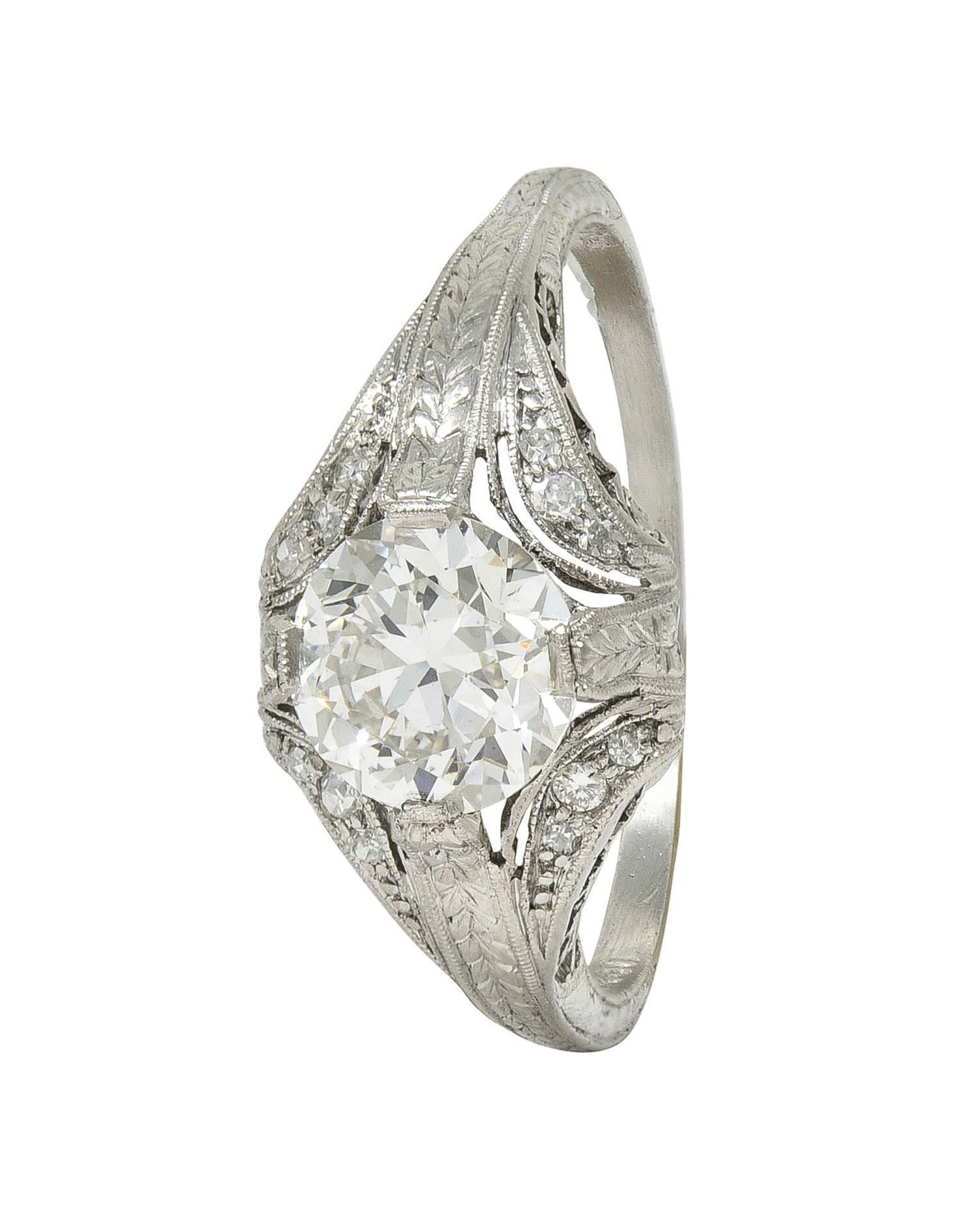 Bague de fiançailles Art déco ancienne en platine avec diamant européen ancien de 1,18 carat en vente 4