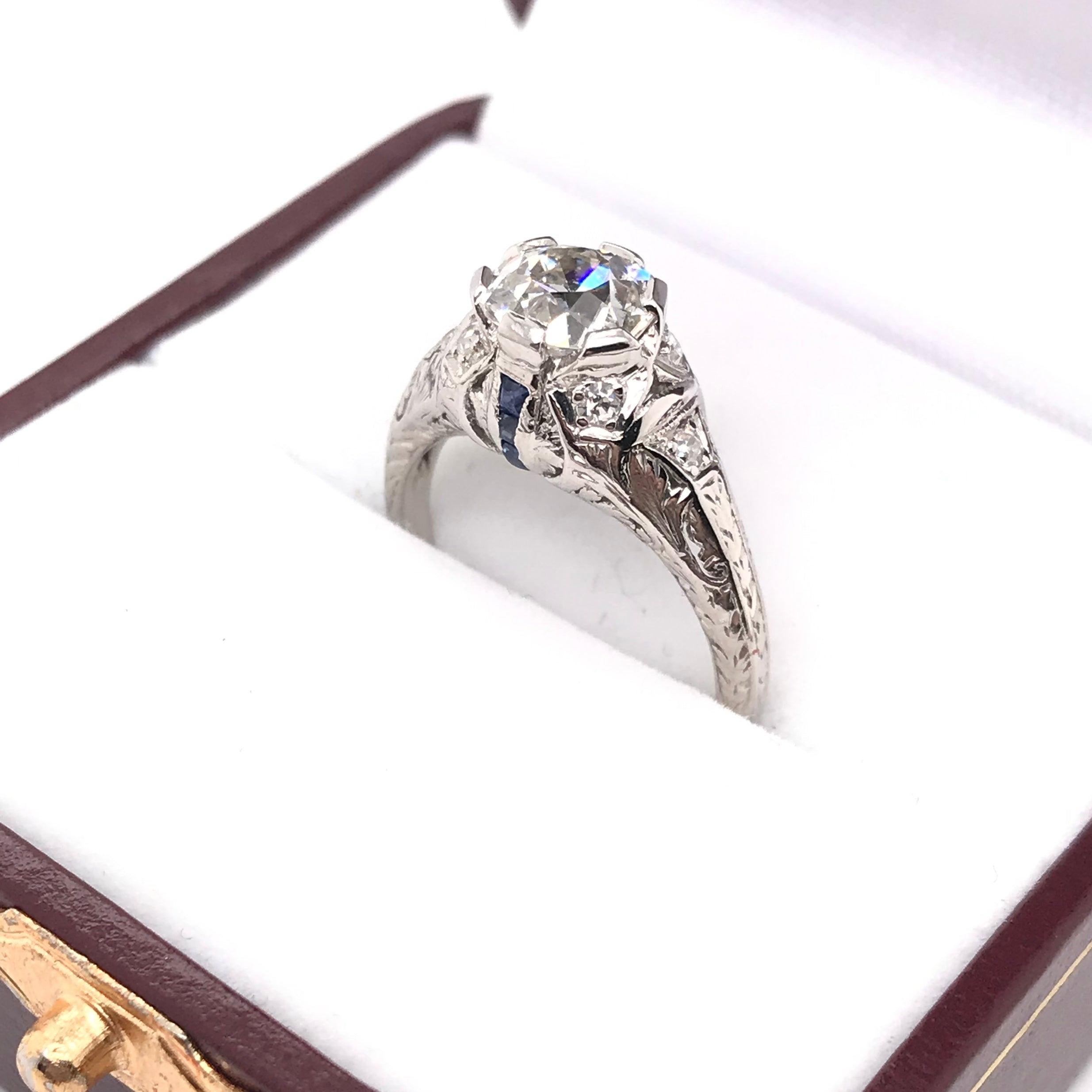 Art Deco 1.19 Carat Old Mine Cut Diamond Ring For Sale 7