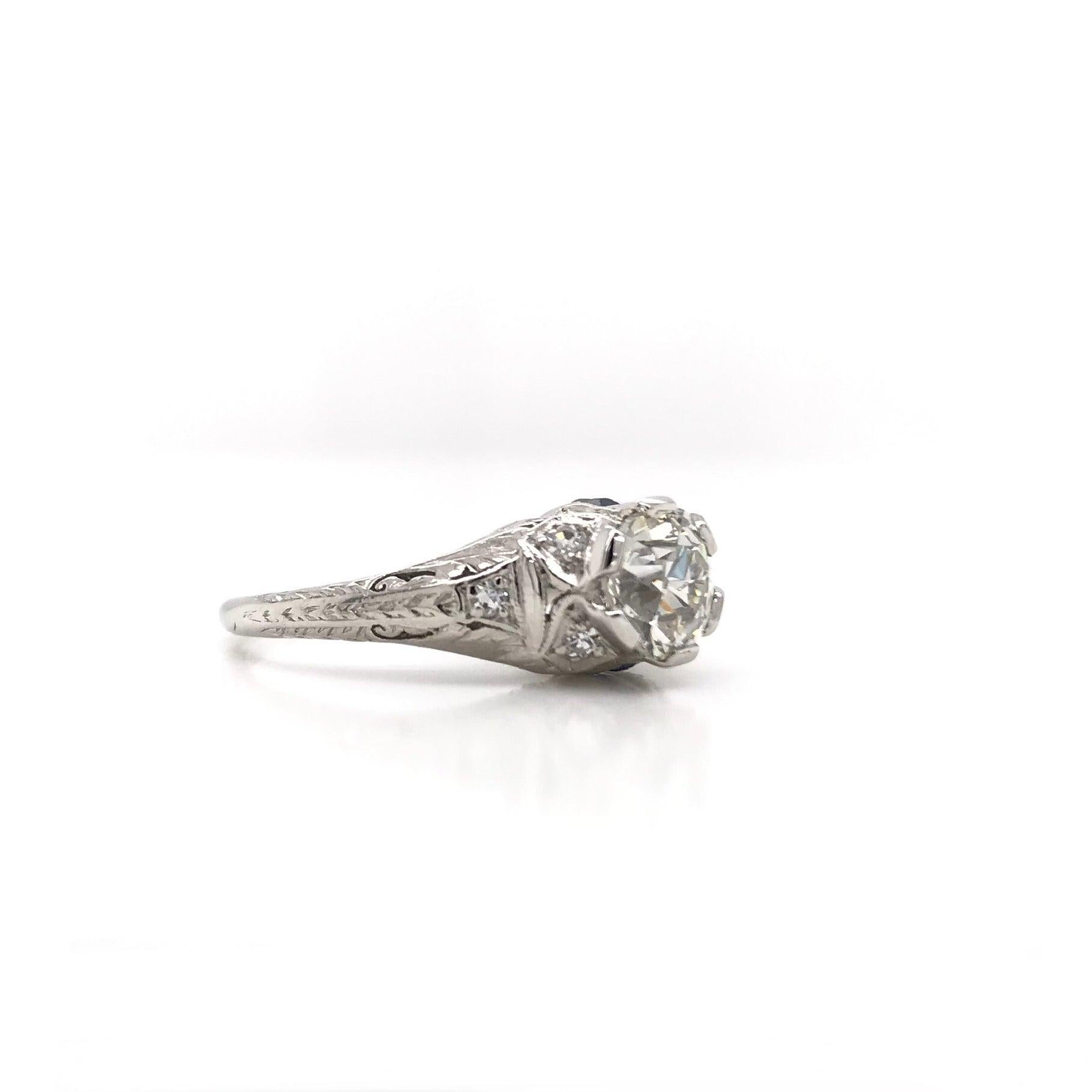 Art Deco 1.19 Carat Old Mine Cut Diamond Ring For Sale 3