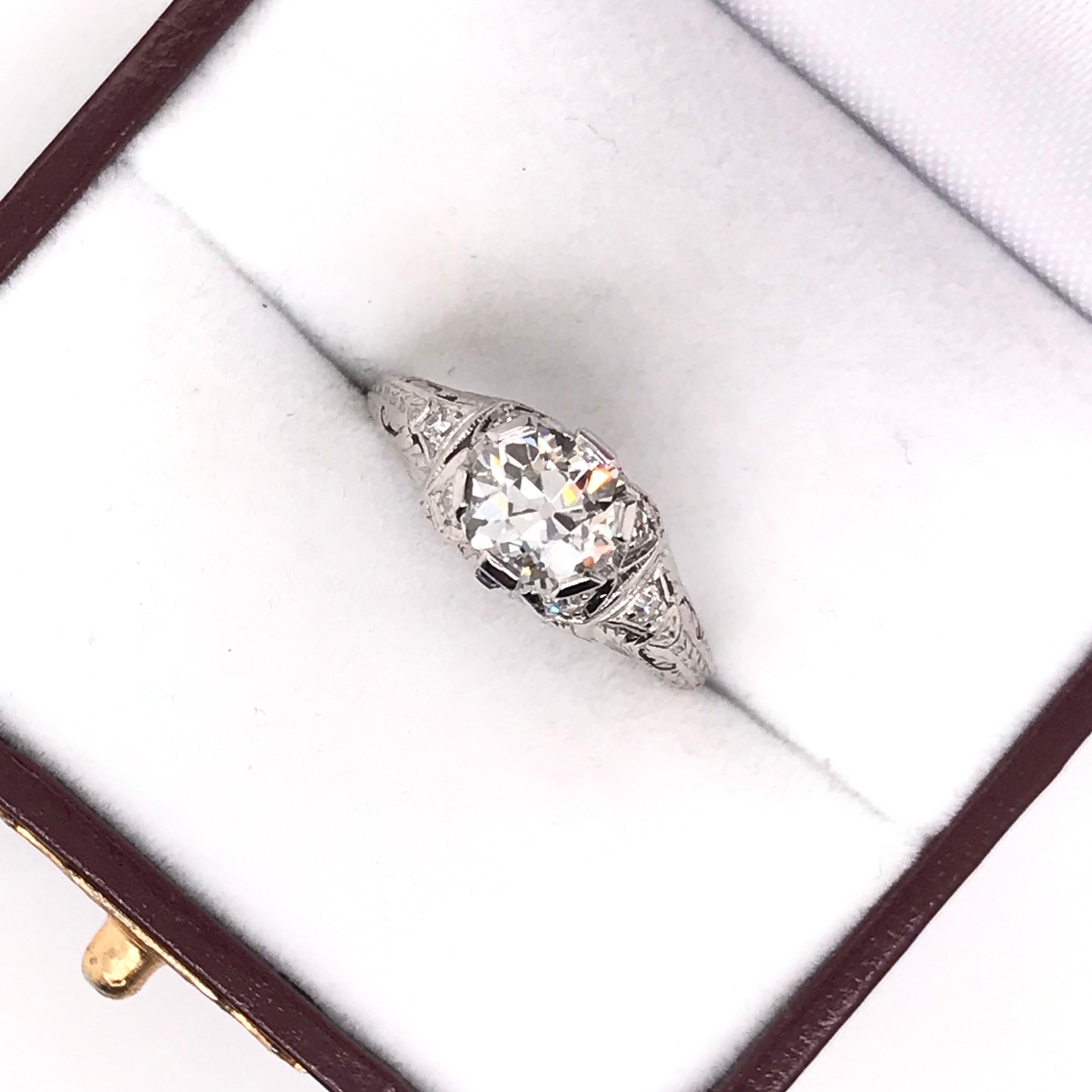 Art Deco 1.19 Carat Old Mine Cut Diamond Ring For Sale 5