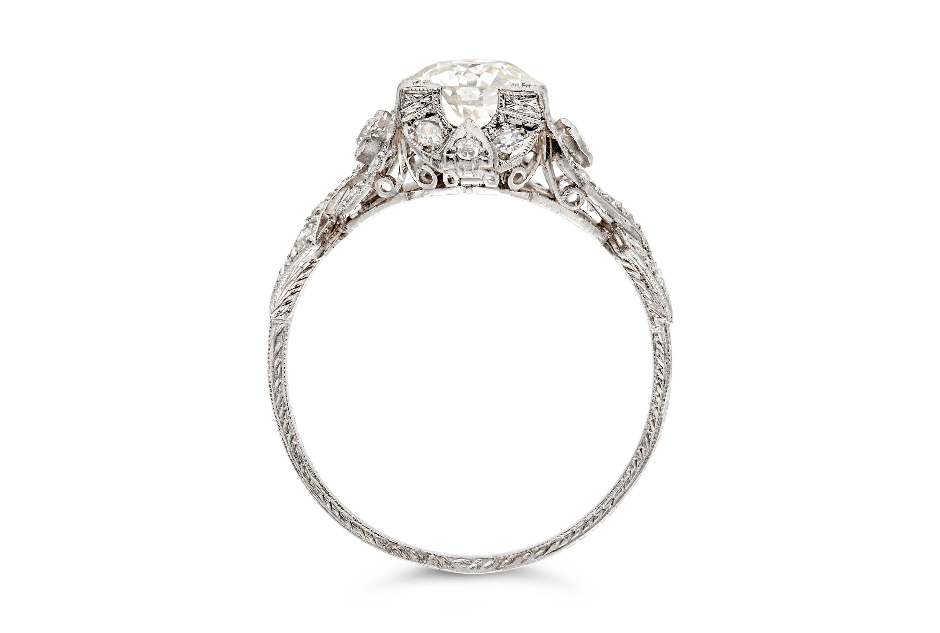 Women's Art Deco 1.20 Carat Old European Cut Diamond Engagement Ring For Sale