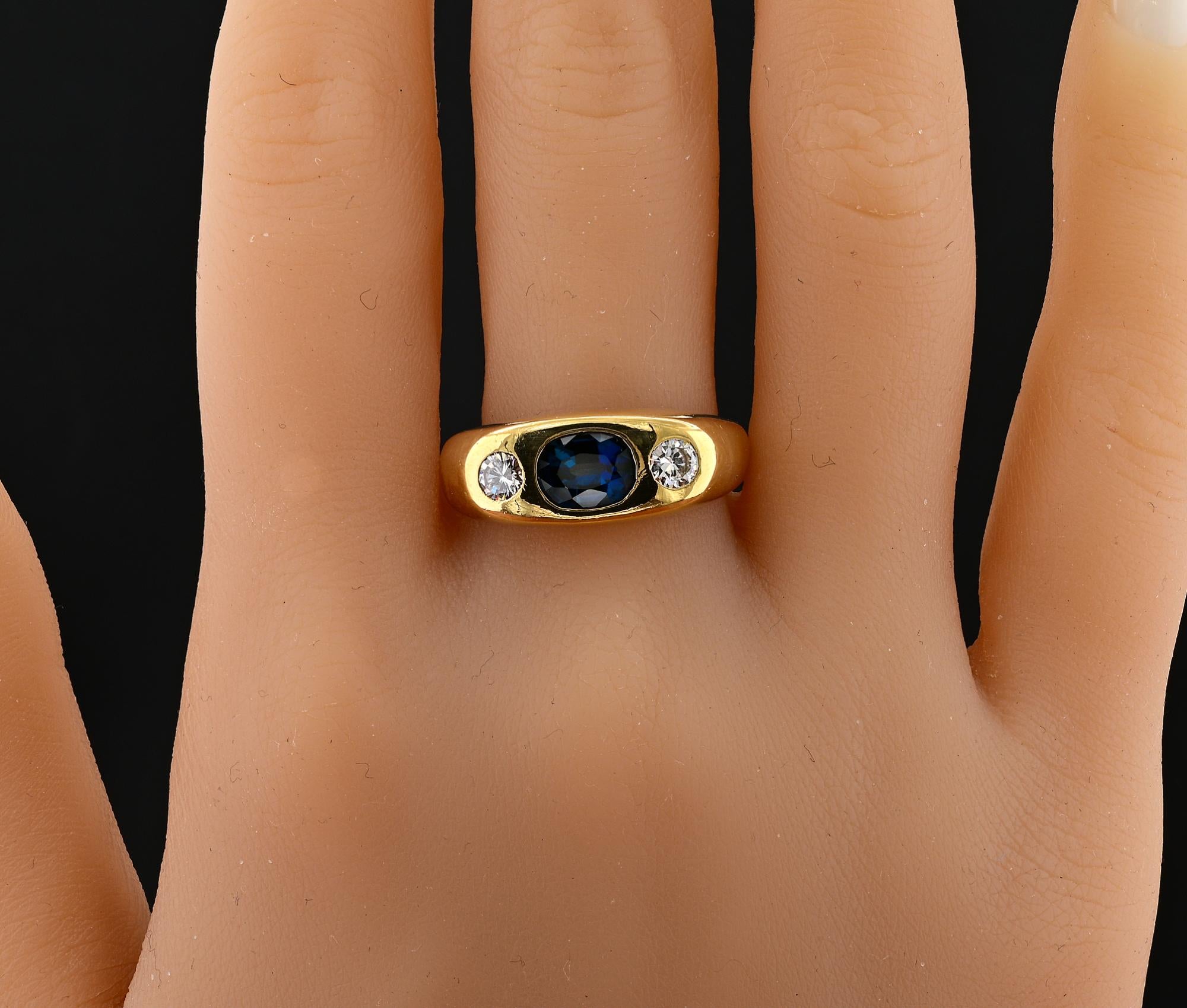 Art Deco 1.20 Ct Natural Sapphire .40 Ct Diamond Three Stone Gent 18 KT Ring For Sale 4