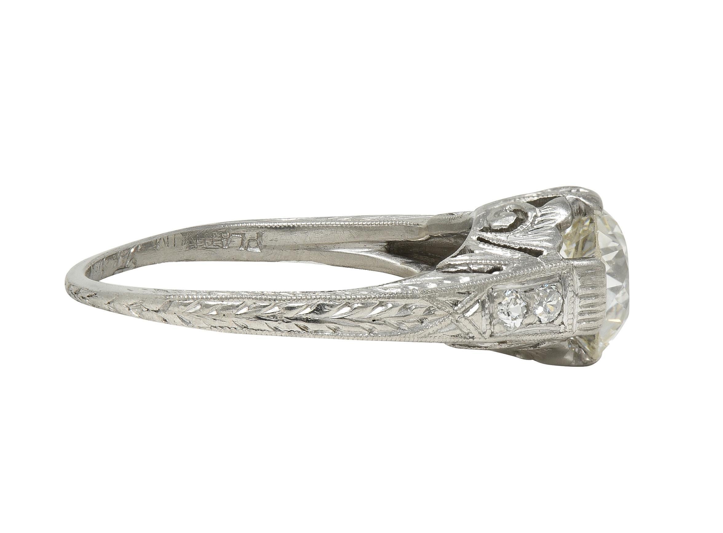 Art déco Art Deco 1.21 Old European Diamond Platinum Vintage Scrolling Engagement Ring en vente