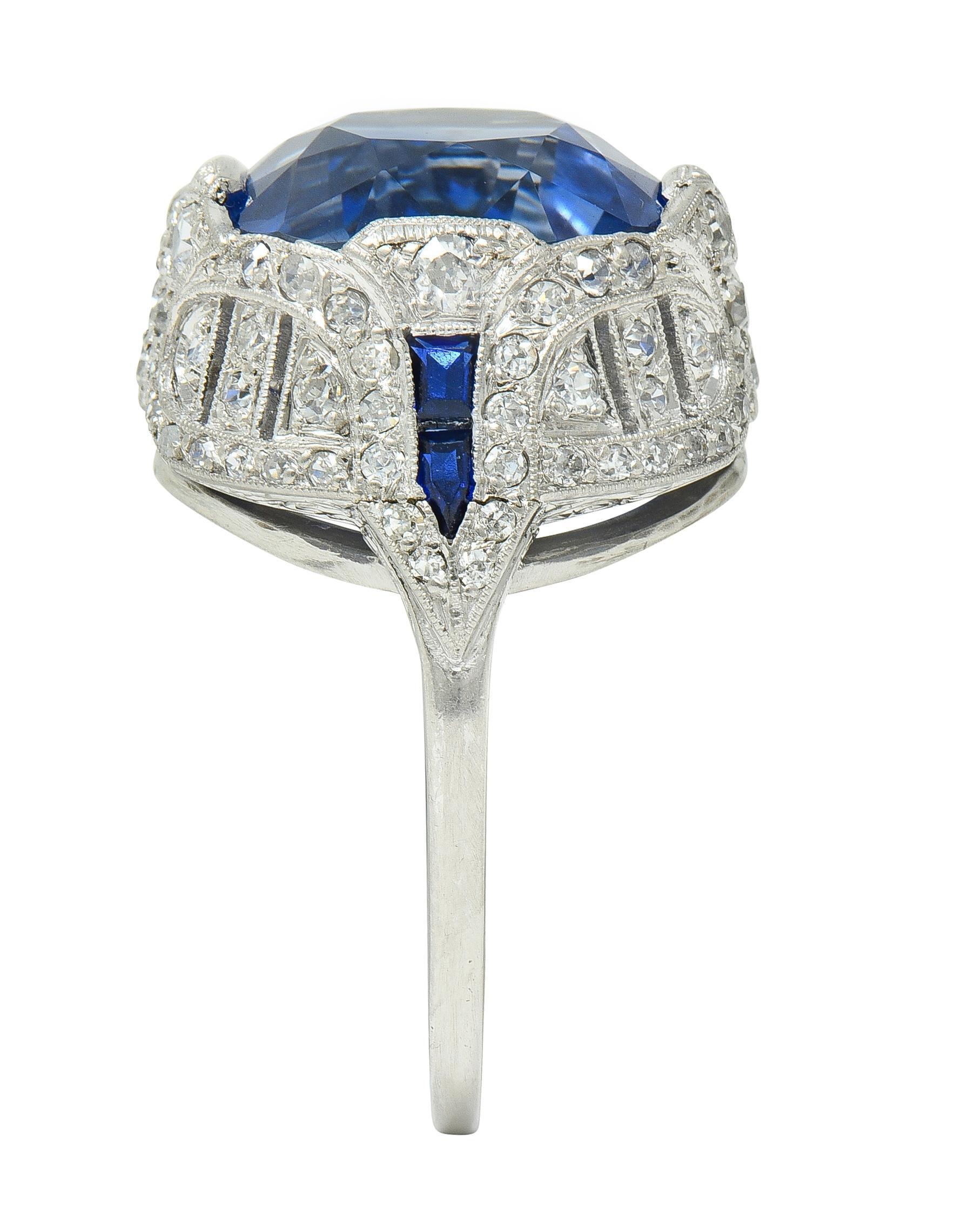 Art Deco 12.12 CTW No Heat Ceylon Saphir Diamant Lotus Vintage Cocktail Ring im Angebot 3