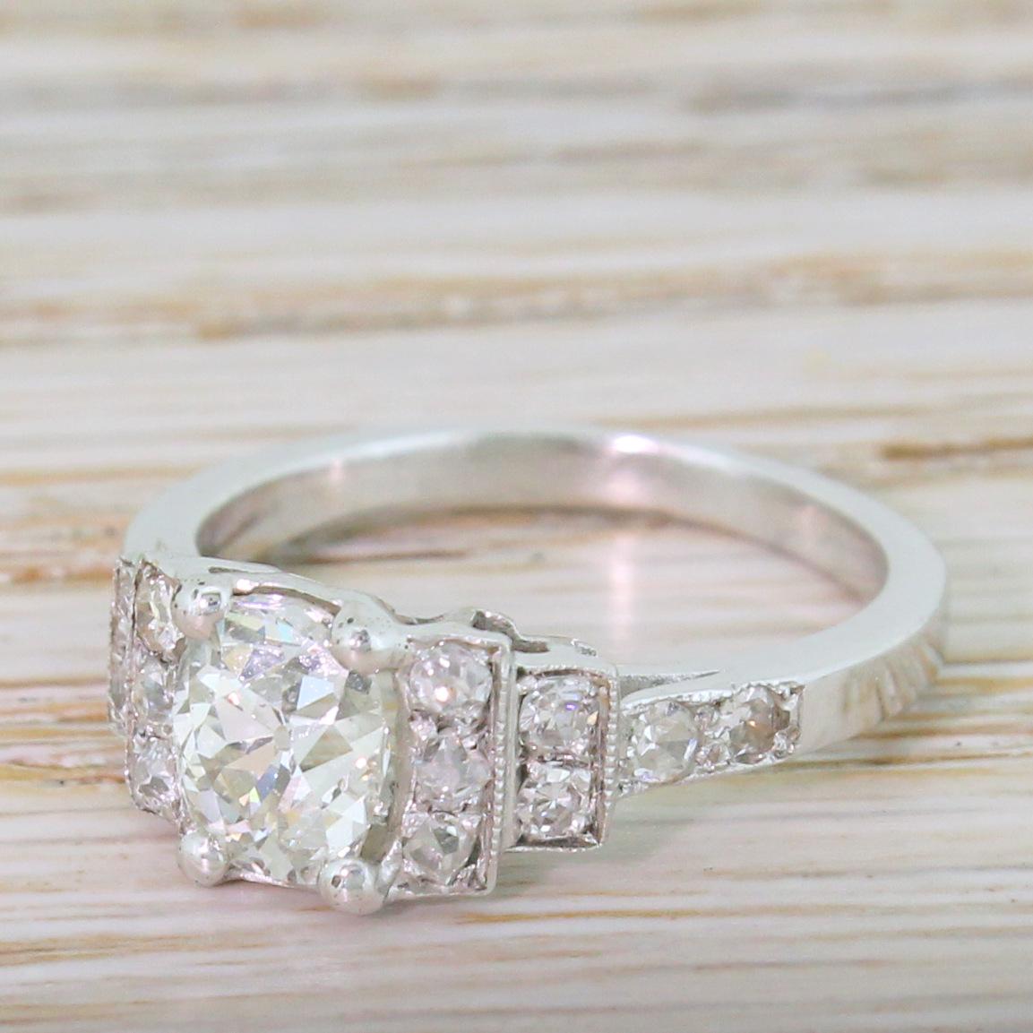 Art Deco 1.23 Carat Old Cut Diamond Engagement Ring For Sale 2