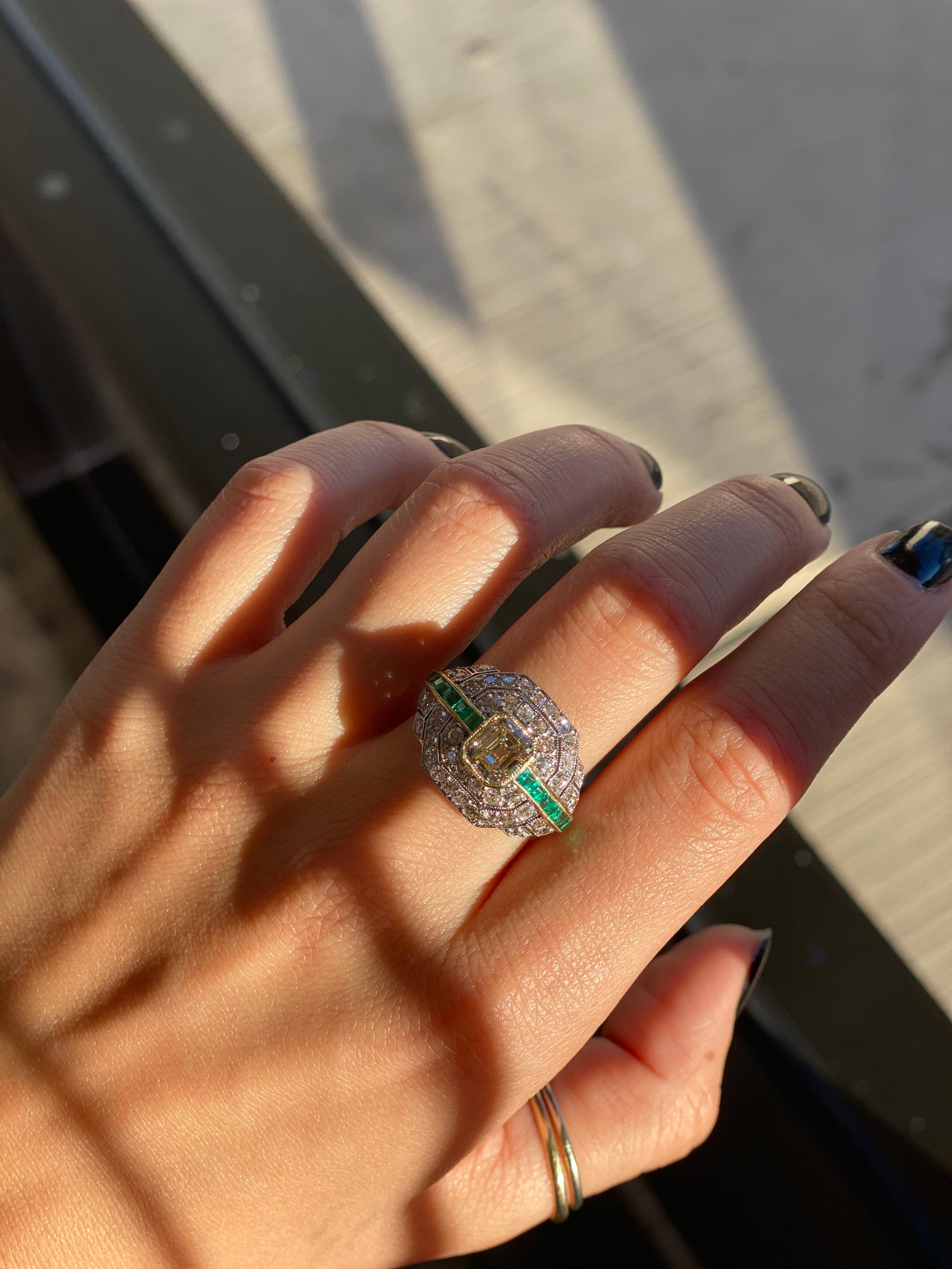 Art Deco 1.24 Carat Emerald Cut Diamond and Emerald Platinum Ring 8