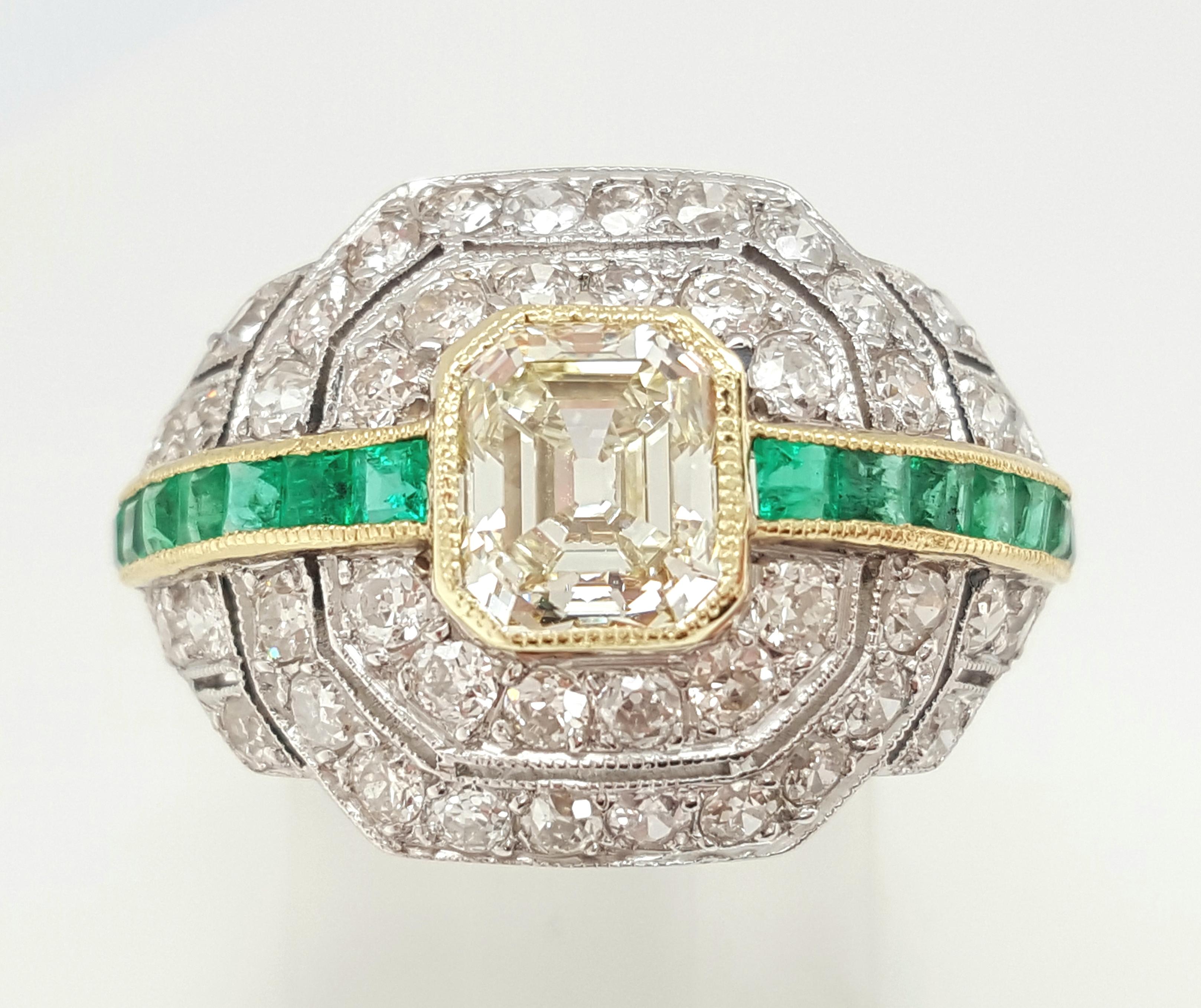 Women's Art Deco 1.24 Carat Emerald Cut Diamond and Emerald Platinum Ring