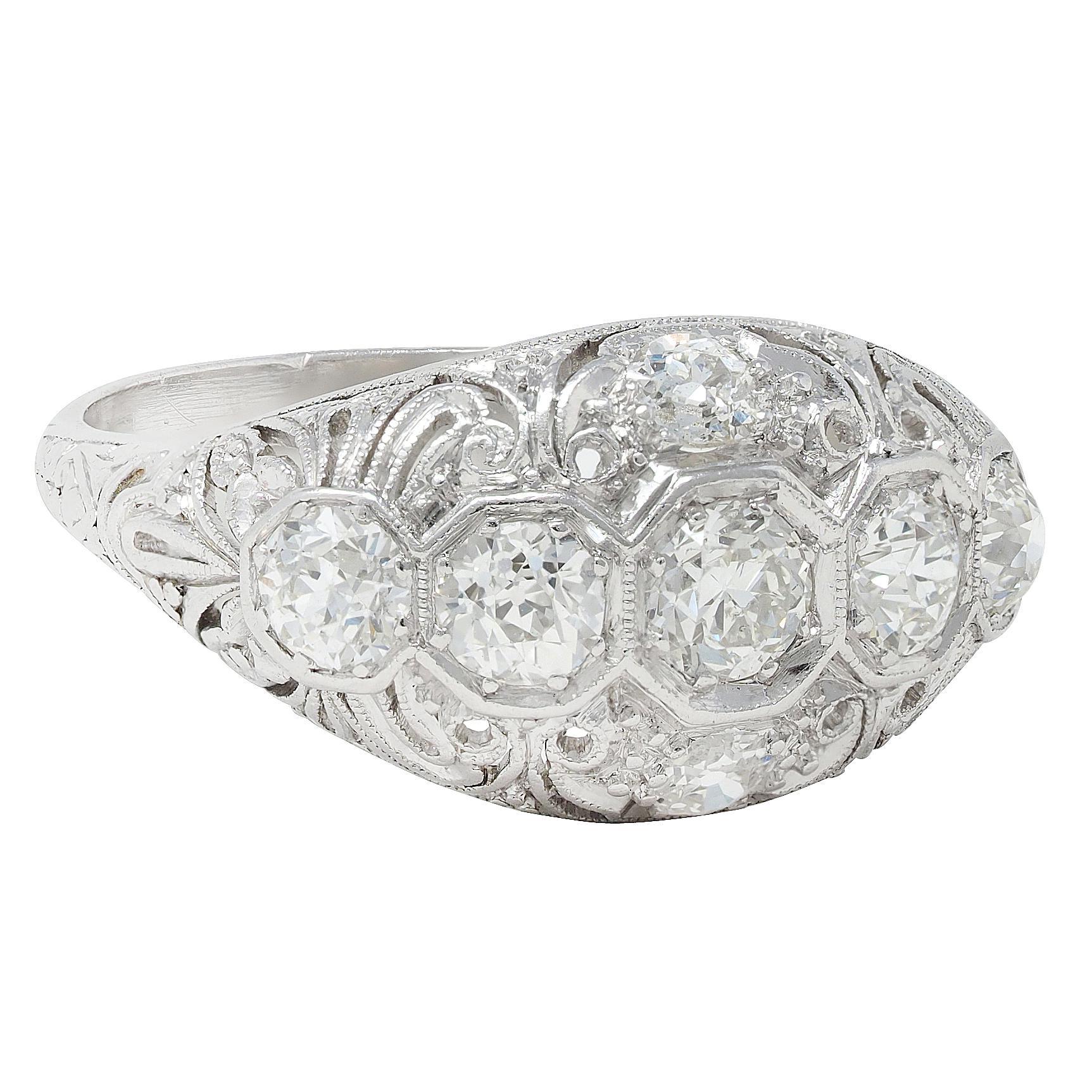 Art déco Art Deco 1.25 CTW Diamond Platinum Pierce Scrolling Vintage Bombé Band Ring en vente