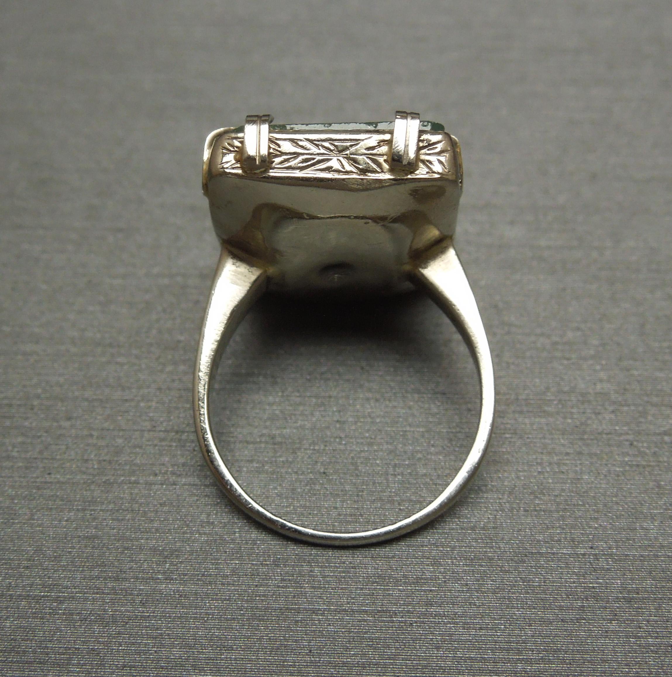 Art Deco 12.50 Carat Emerald Cut Emerald Solitaire Ring For Sale 3