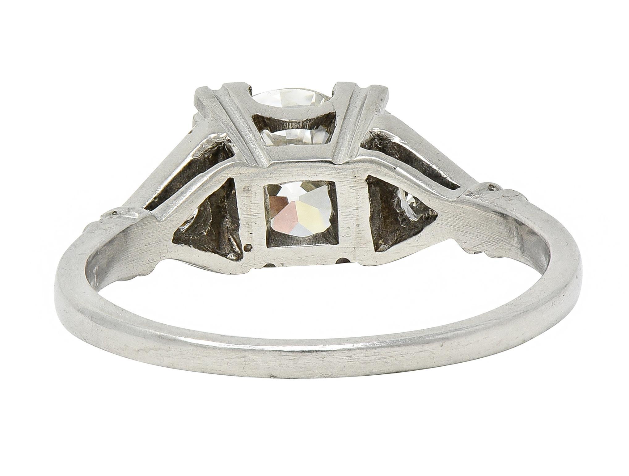 Bague de fiançailles vintage Art déco en platine avec diamant européen ancien de 1.26 carat, certifié GIA Excellent état - En vente à Philadelphia, PA