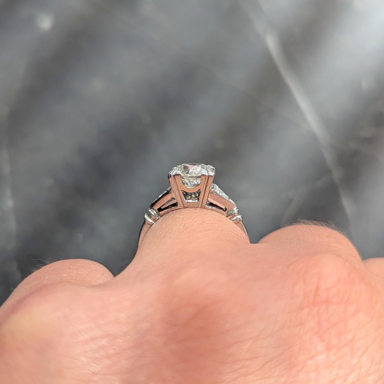 Bague de fiançailles vintage Art déco en platine avec diamant européen ancien de 1.26 carat, certifié GIA en vente 4