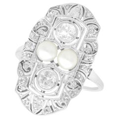 Bague habillée Art déco en or blanc avec perles et diamants de 1,27 carat