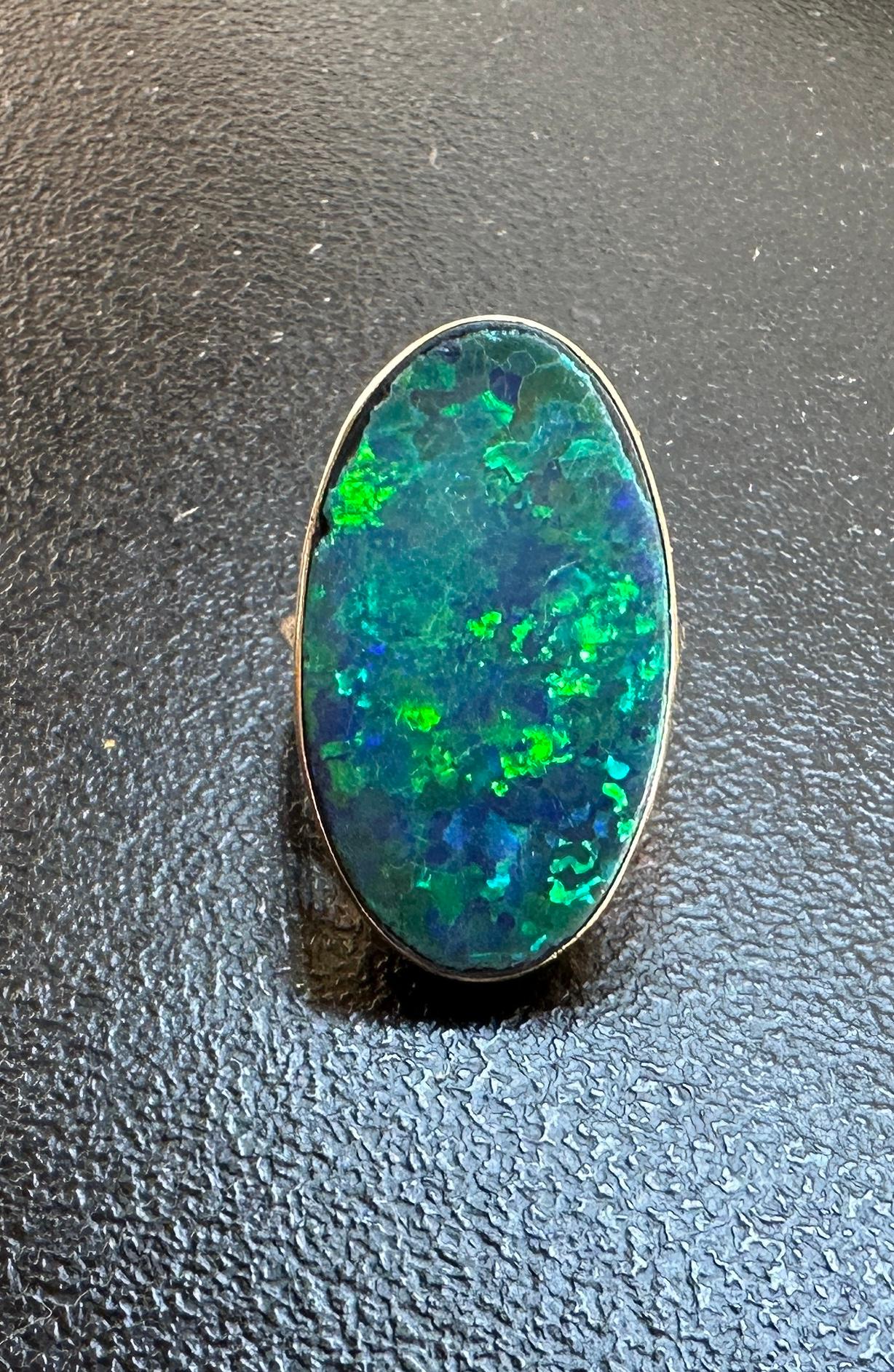 Art Deco 13 Carat Black Opal Ring 14 Karat Gold Antique Cocktail Statement Ring For Sale 2