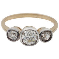 Art Deco 1.30 Carat Old Mine Diamond Trilogy Ring