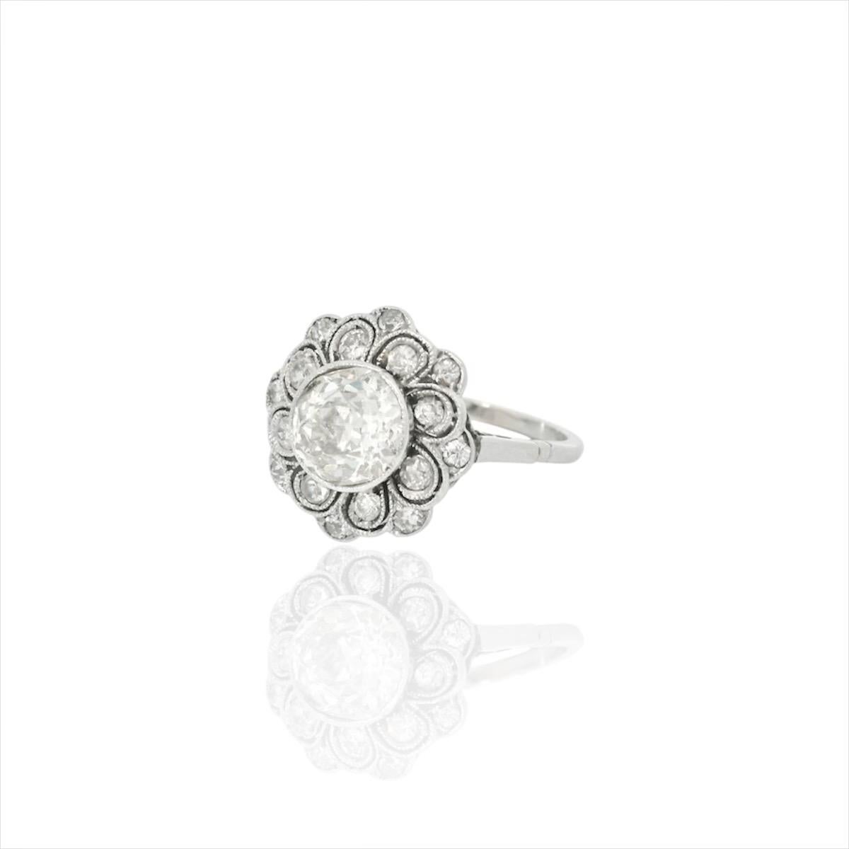 Bague Art déco 1.30 Carats diamant taille ancienne or 18K Excellent état - En vente à Uccle, BE