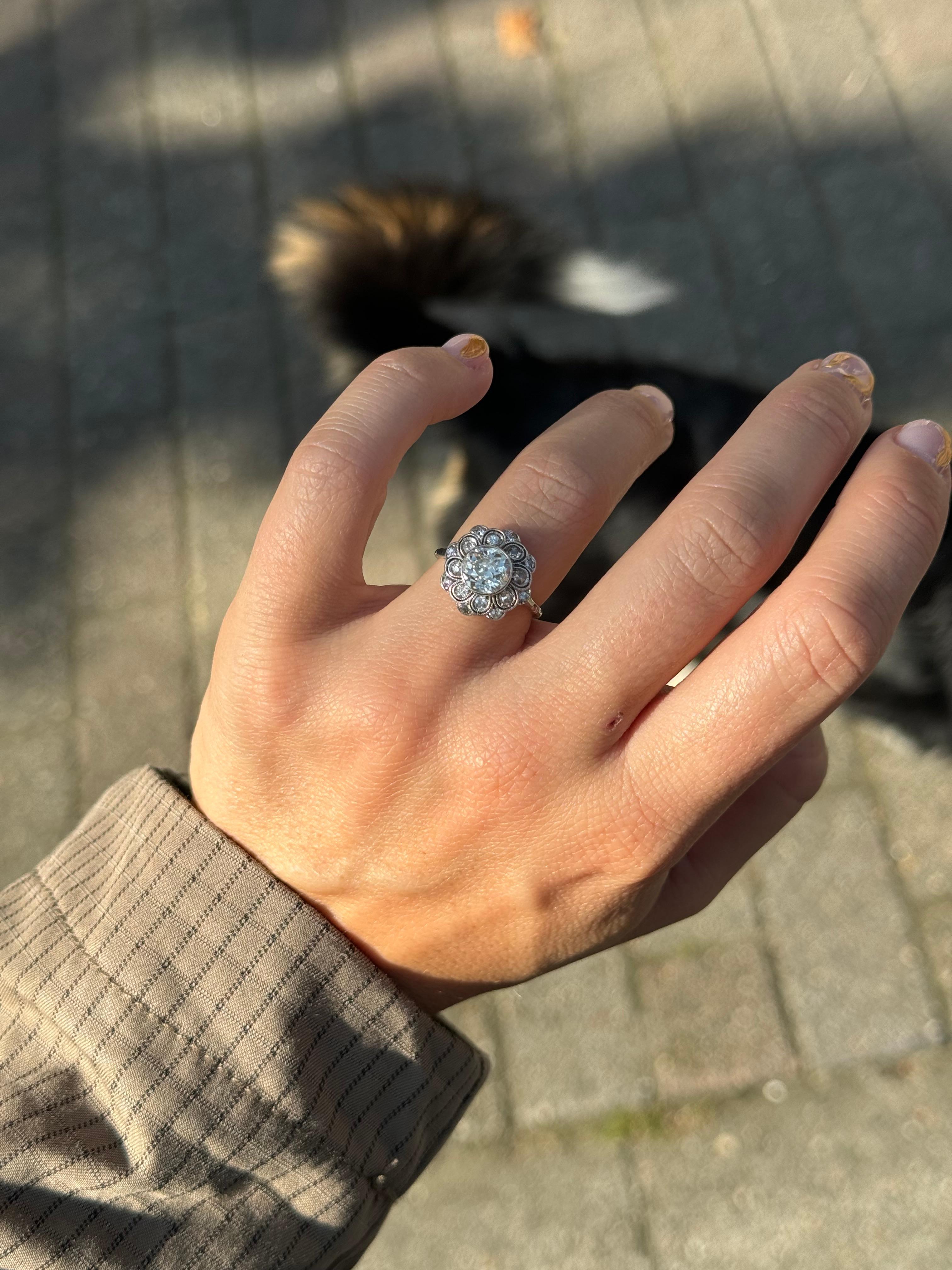 Bague Art déco 1.30 Carats diamant taille ancienne or 18K en vente 1
