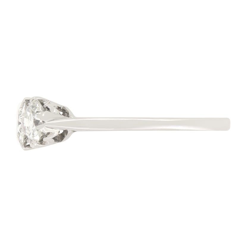 Art Deco 1.30ct Diamond Trilogy Ring, c.1920s In Good Condition For Sale In London, GB