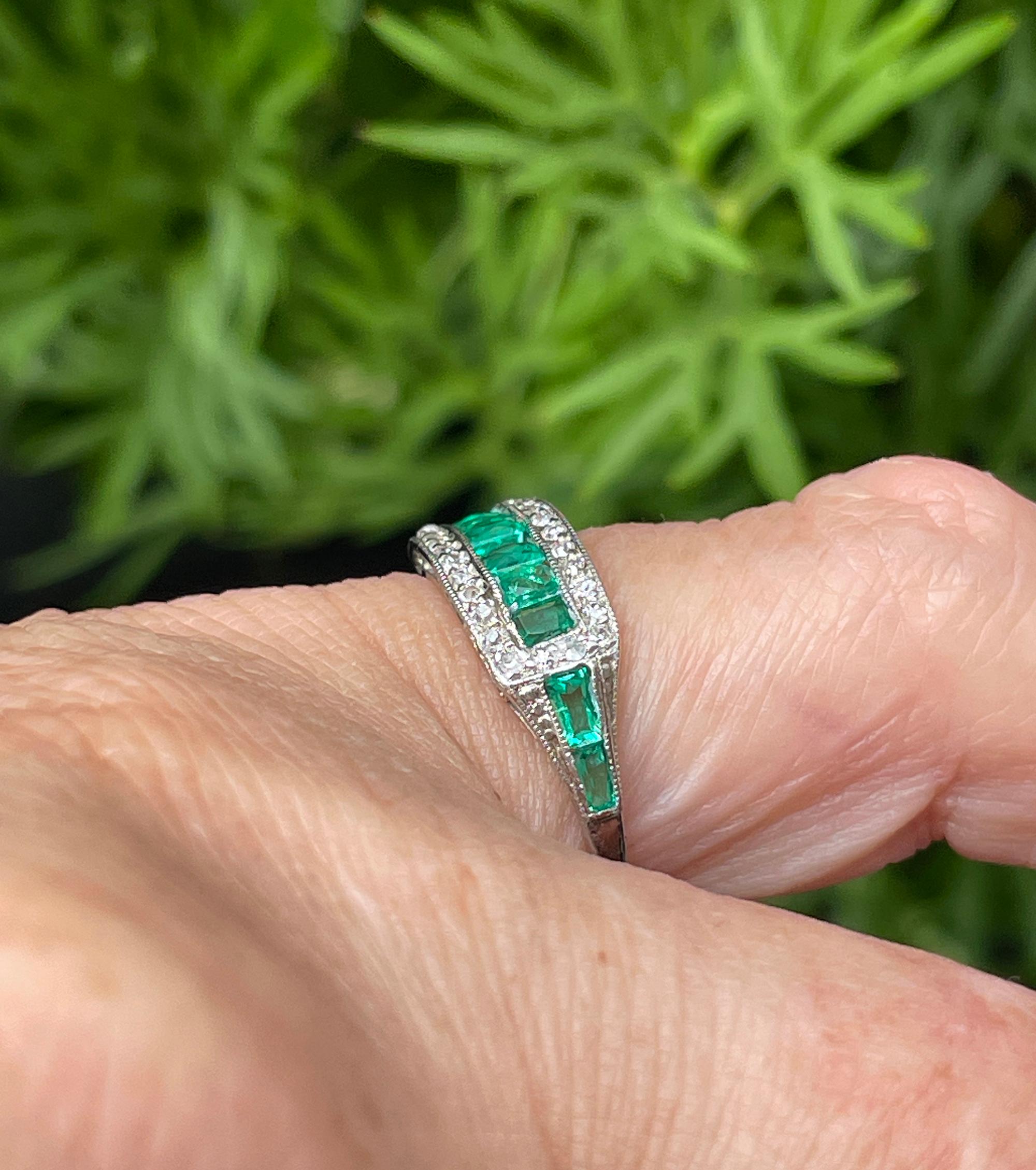 Art Deco 1.30ct Emerald & Dia Wedding Engagement Anniversary Platinum Ring Band 3