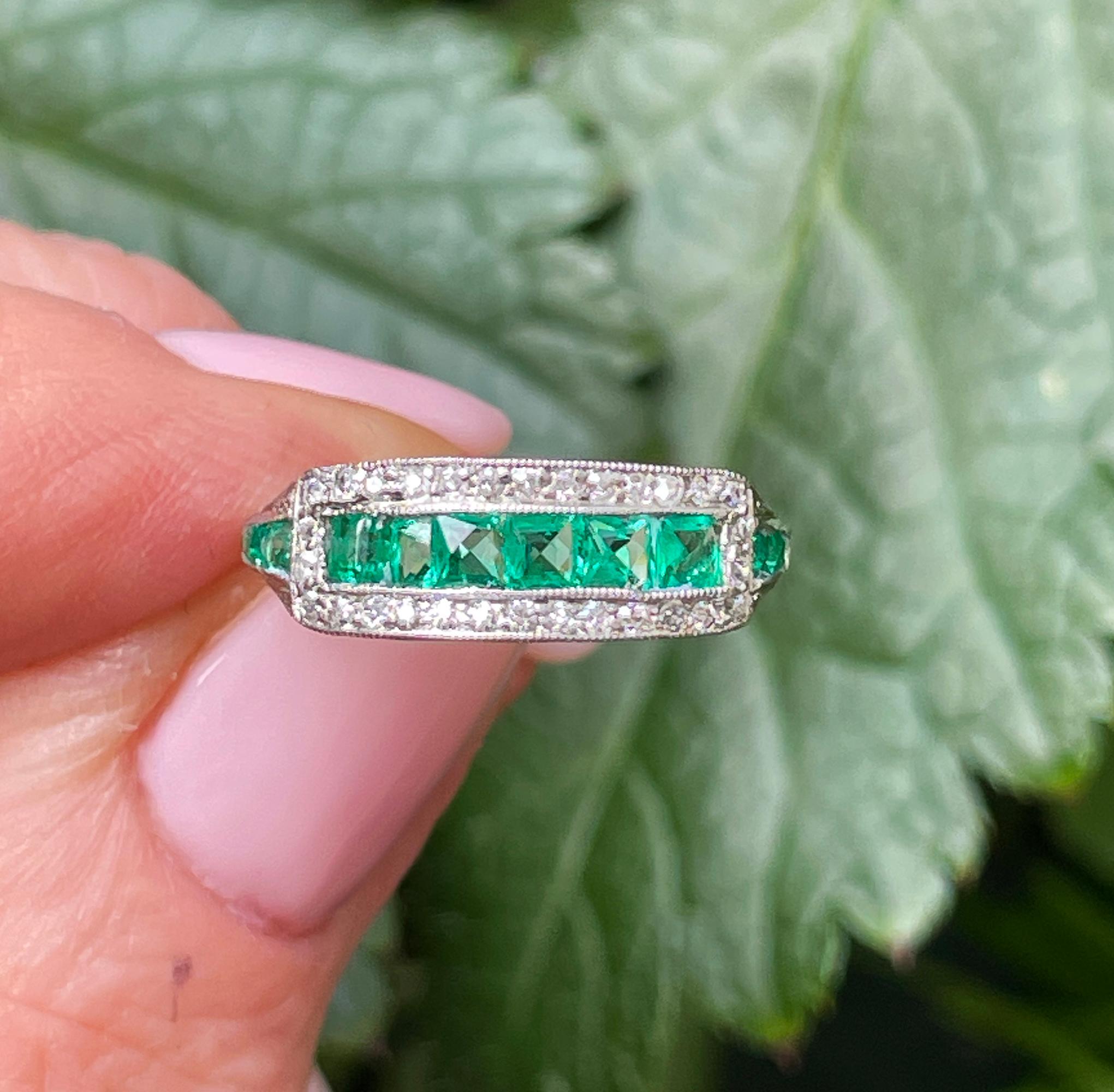 Art Deco 1.30ct Emerald & Dia Wedding Engagement Anniversary Platinum Ring Band 8