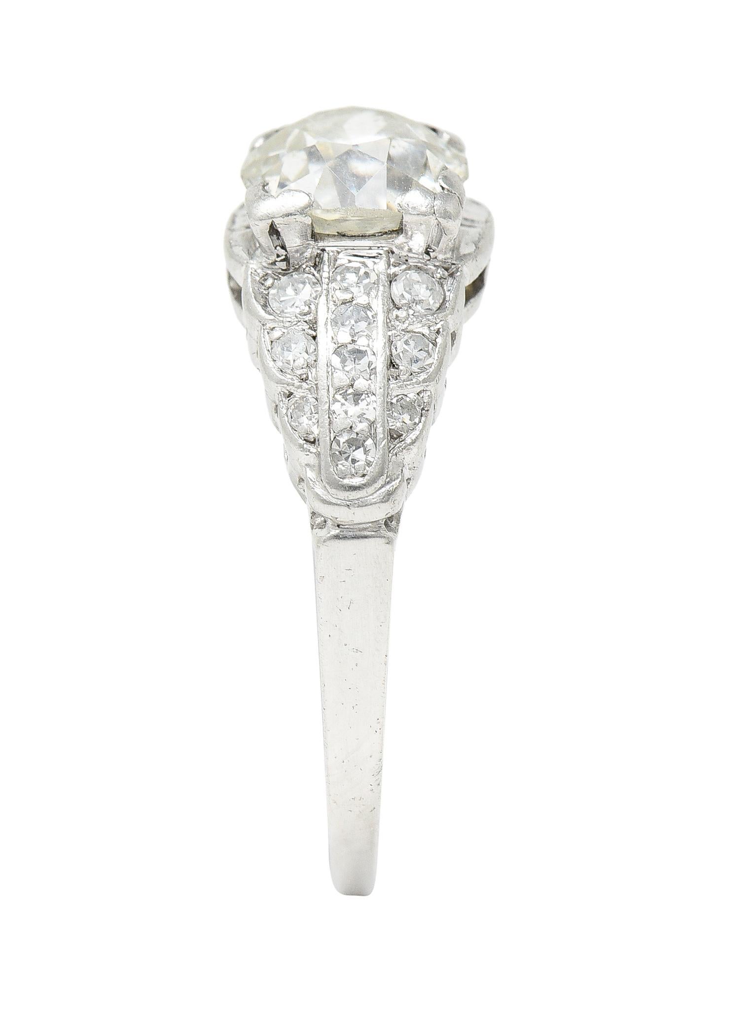 Art Deco 1.35 Carats Diamond Platinum Square Form Vintage Engagement Ring For Sale 2