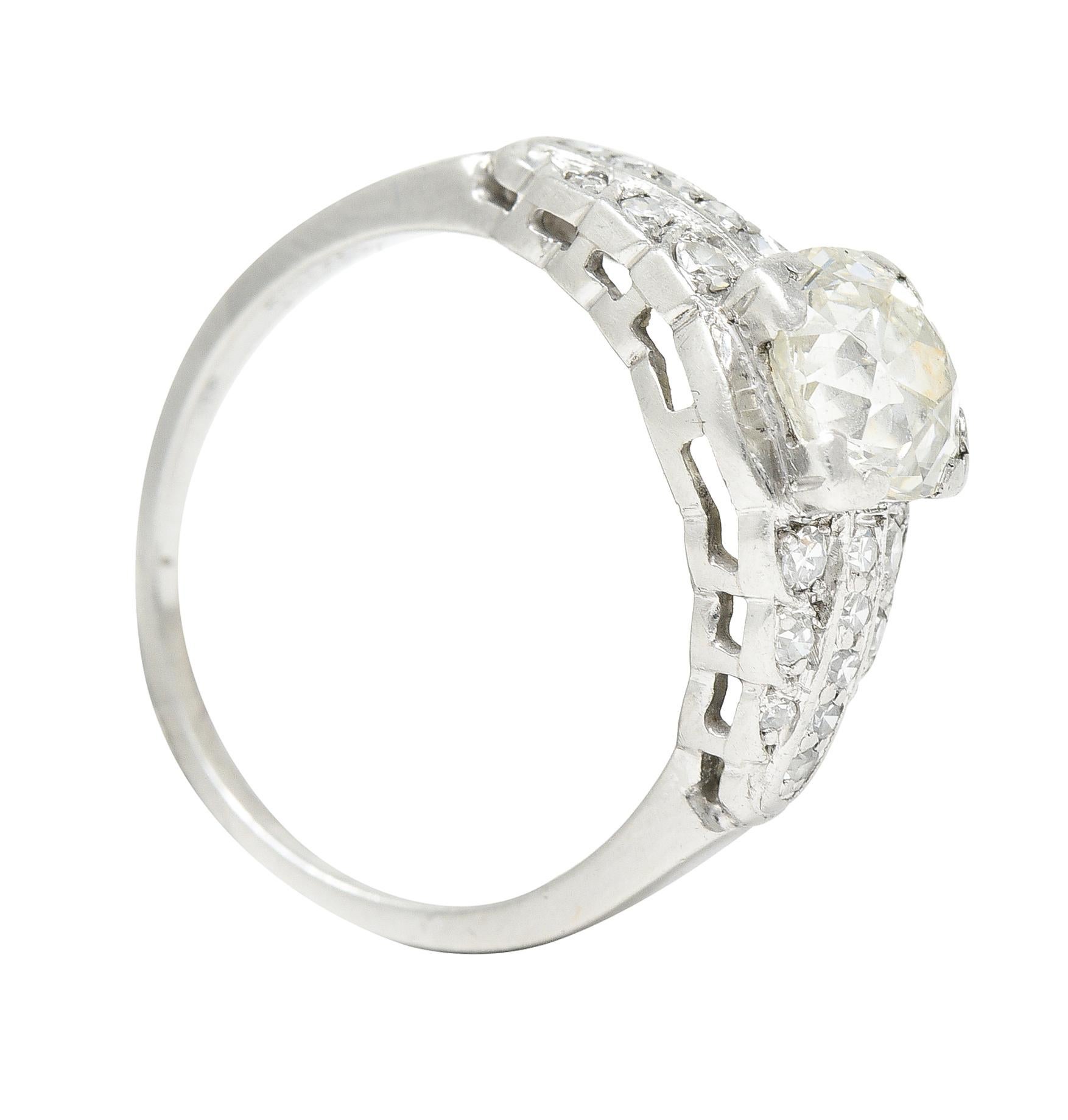 Art Deco 1.35 Carats Diamond Platinum Square Form Vintage Engagement Ring For Sale 3