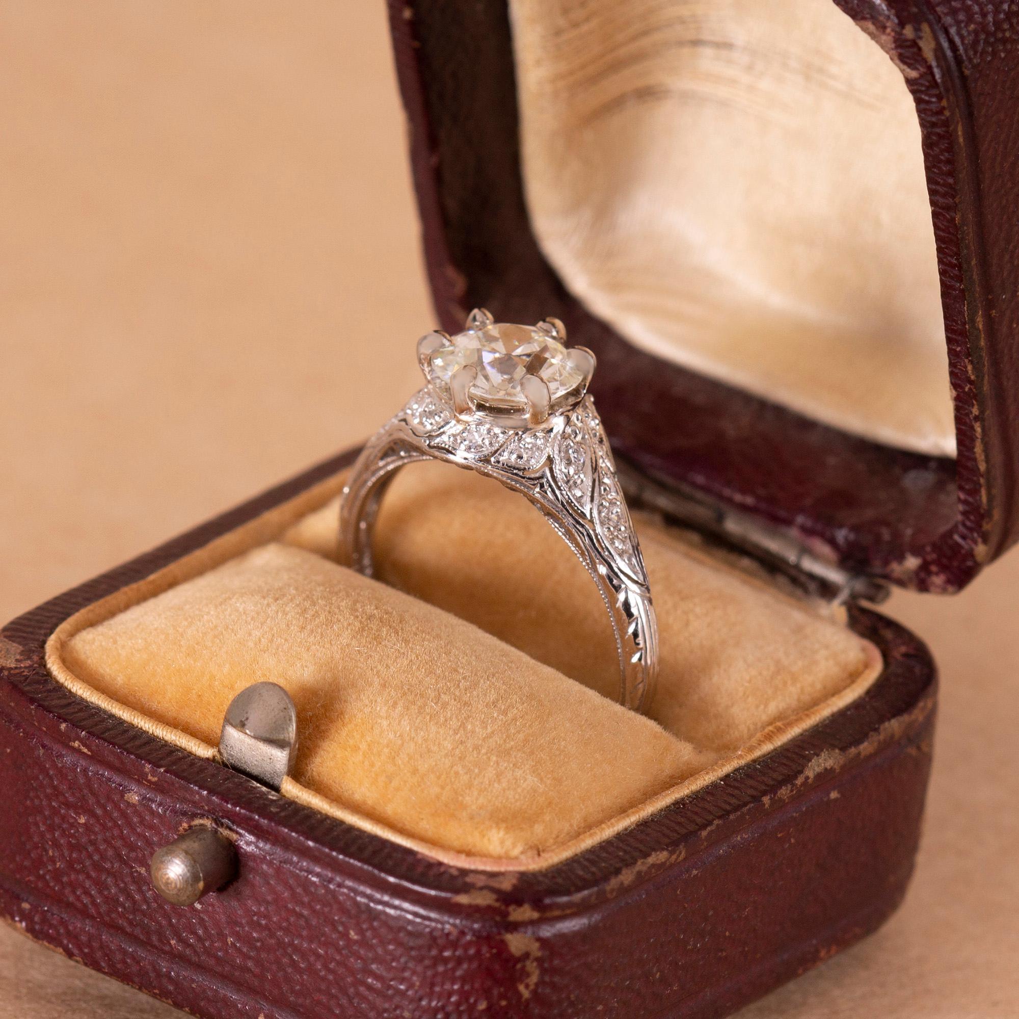 Art Deco 1.35 Ct. Old European Engagement Ring I VS in Platinum For Sale 1