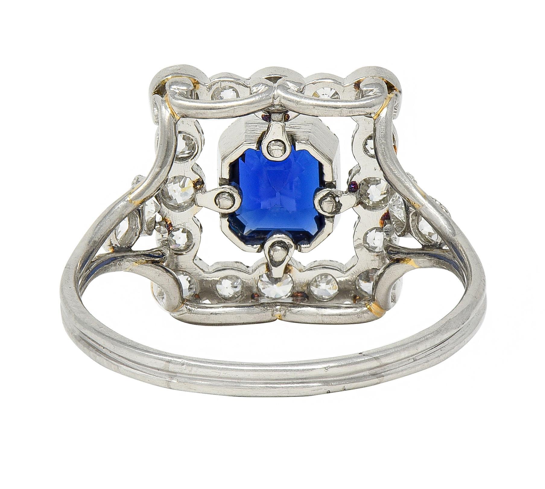 Taglio smeraldo Art Deco 1.35 CTW Zaffiro Diamante Platino Anello vintage a grappolo GIA in vendita