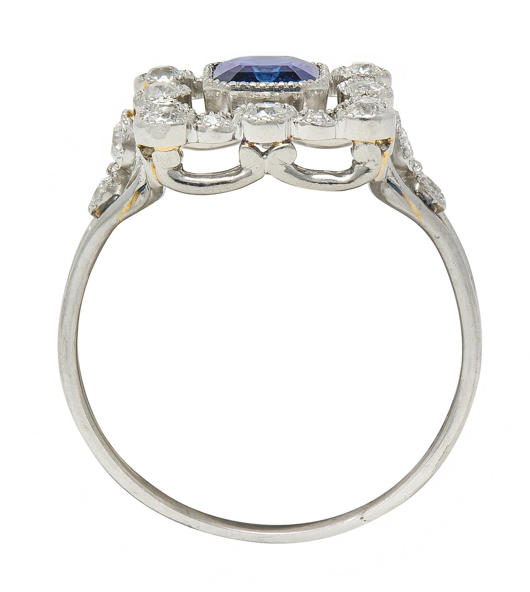Art Deco 1.35 CTW Zaffiro Diamante Platino Anello vintage a grappolo GIA In condizioni ottime in vendita a Philadelphia, PA