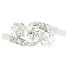 Art Deco 1.35ct Diamond Three Stone Twist Ring, c.1920s