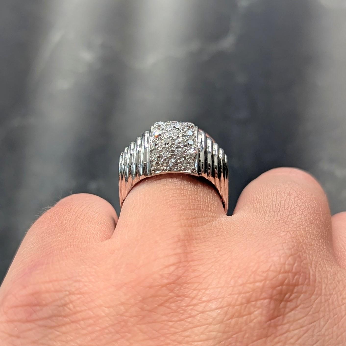 Art Deco 1.36 CTW Old European Cut Diamond Platinum Vintage Stepped Dome Ring For Sale 4