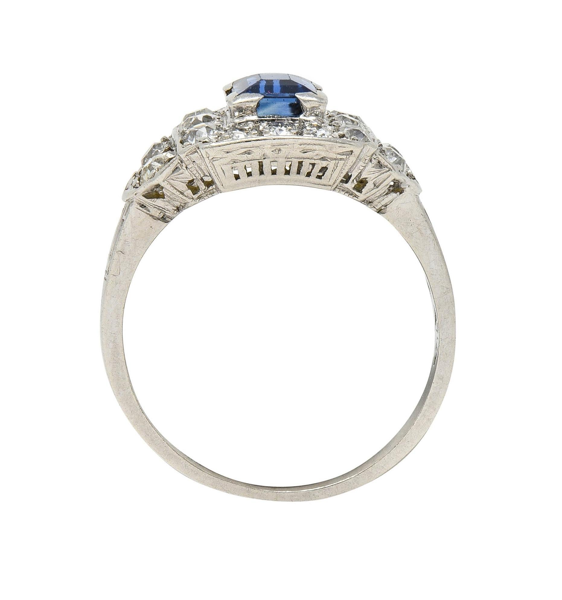 Art Deco 1,38 Karat Saphir Diamant Platin Vintage Cluster-Ring im Angebot 5