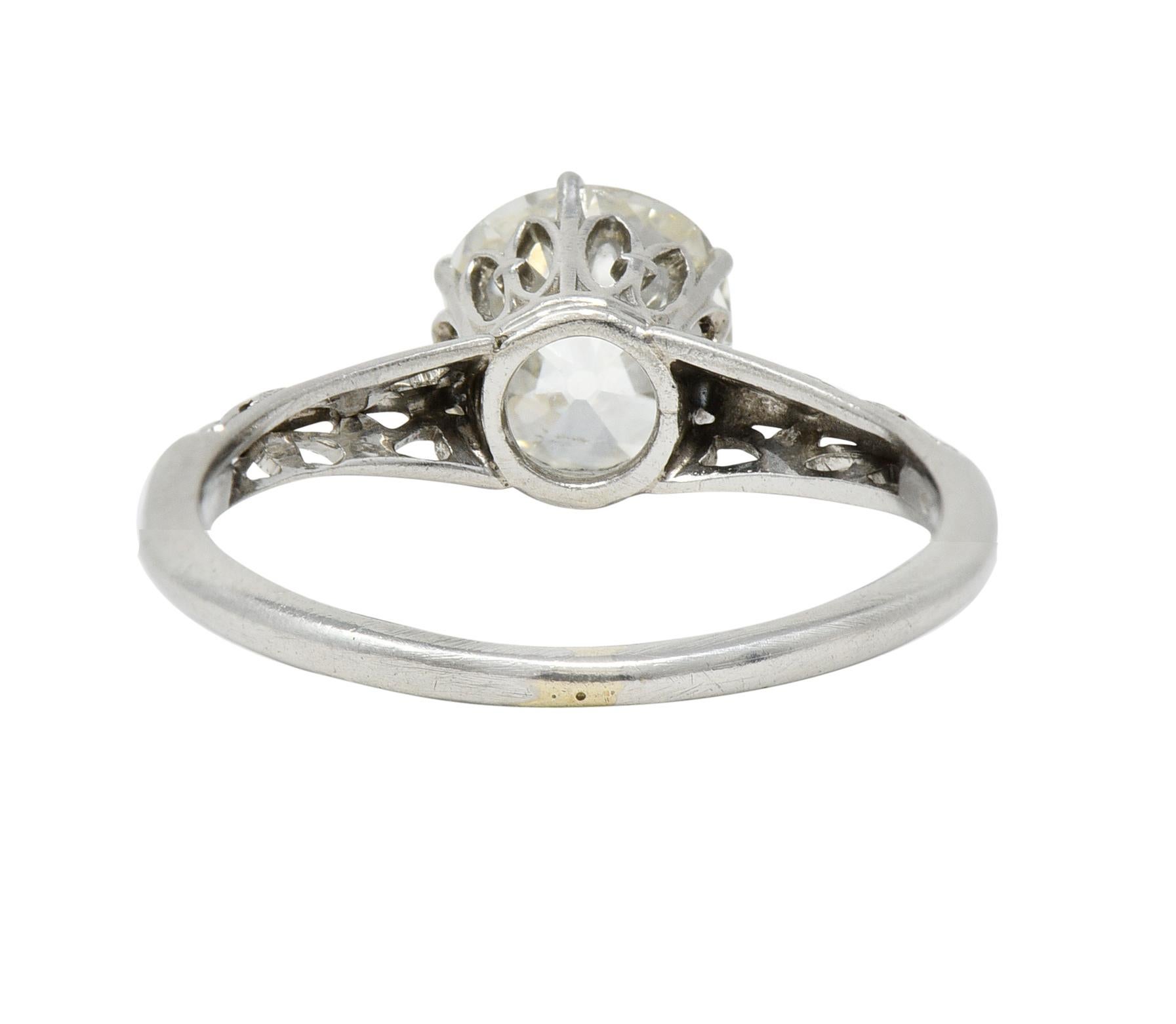 Art Deco 1.39 Carats Diamond Platinum Scroll Solitaire Engagement Ring In Excellent Condition For Sale In Philadelphia, PA