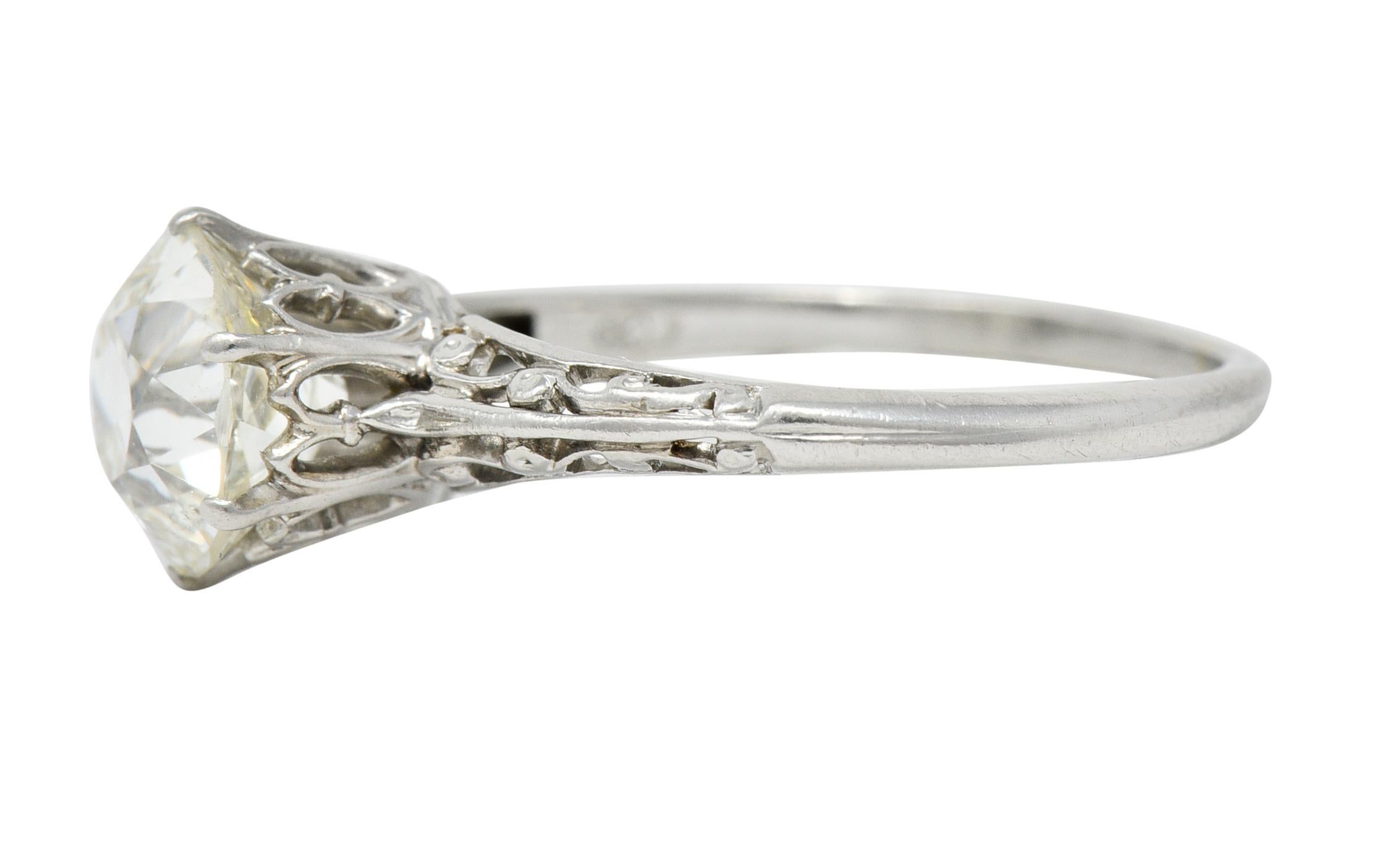 Women's or Men's Art Deco 1.39 Carats Diamond Platinum Scroll Solitaire Engagement Ring For Sale