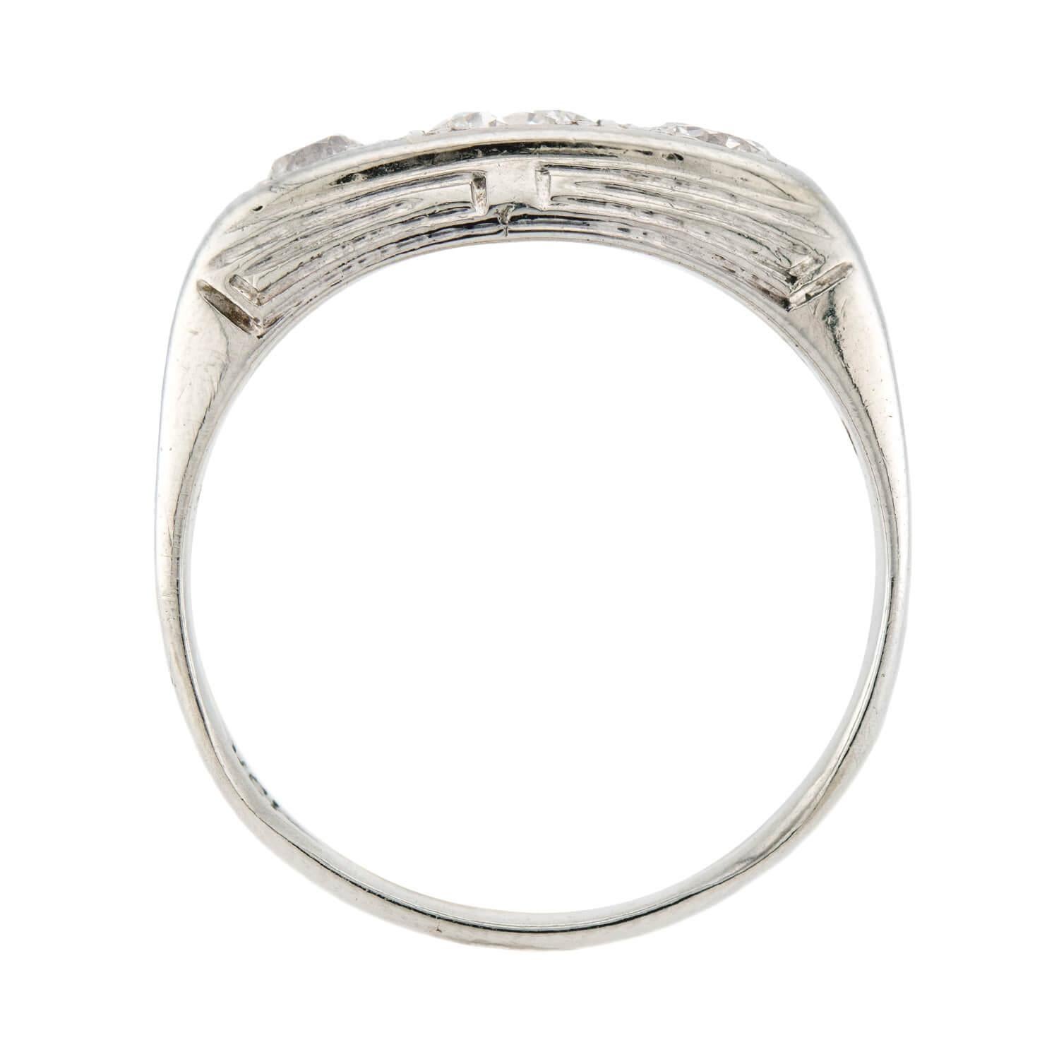Taglio antico europeo Art Deco 13k Diamond Flush Mount Ring in vendita