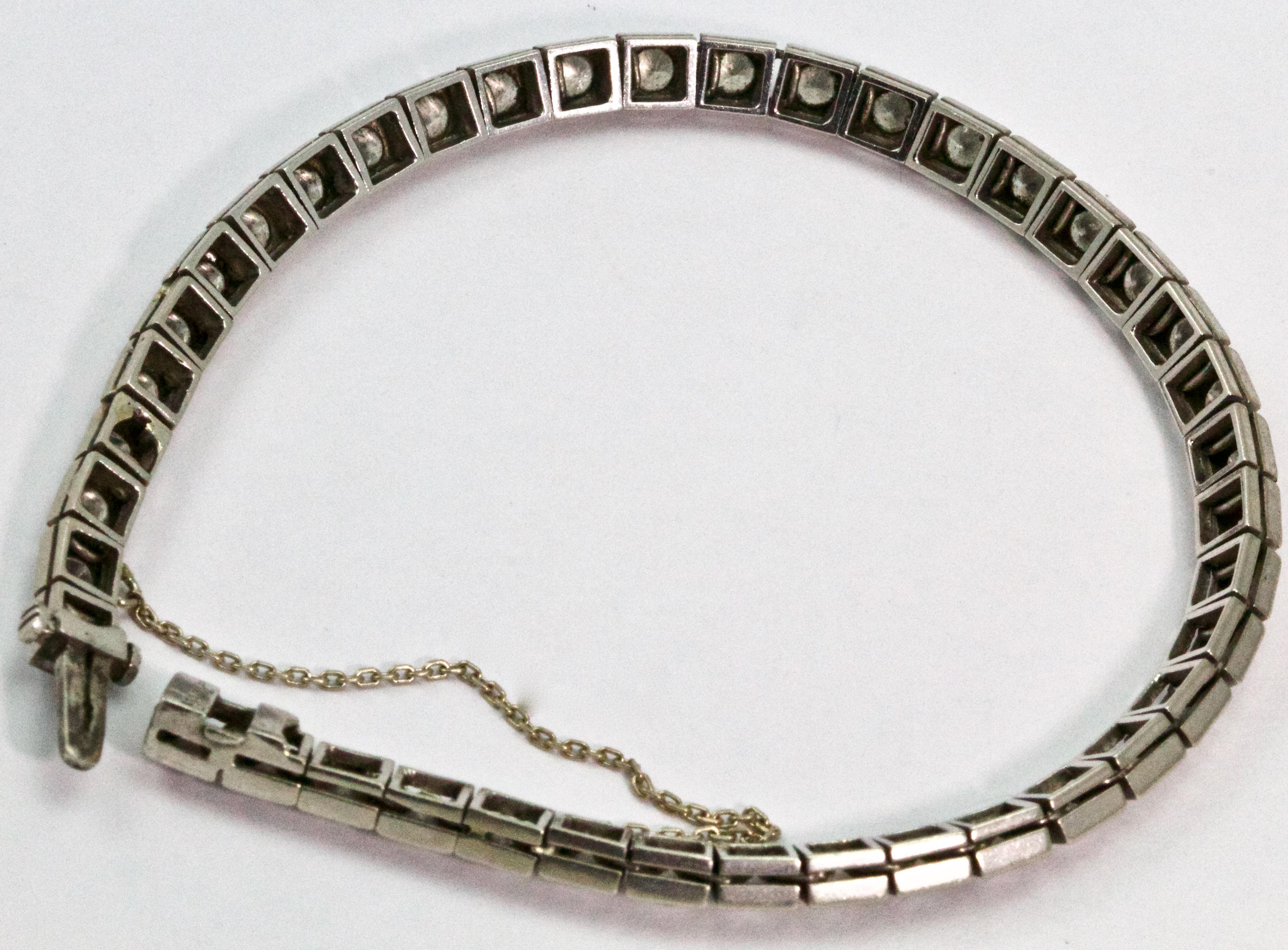 Art Deco 14 Carat White Gold Diamond Tennis Bracelet In Excellent Condition In Chipping Campden, GB
