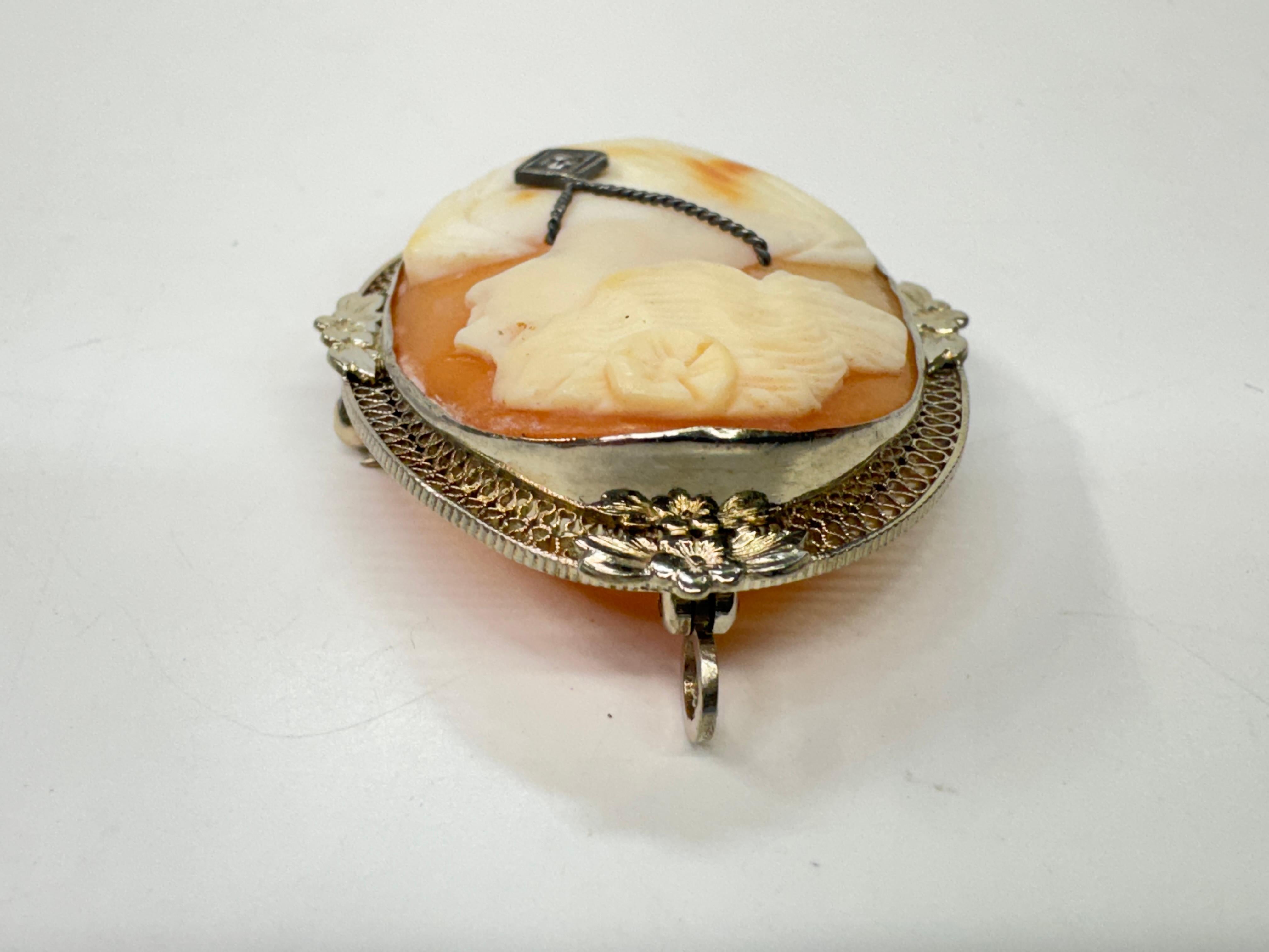 Women's or Men's Art Deco 14 Karat Cameo Diamond Pendant Brooch For Sale