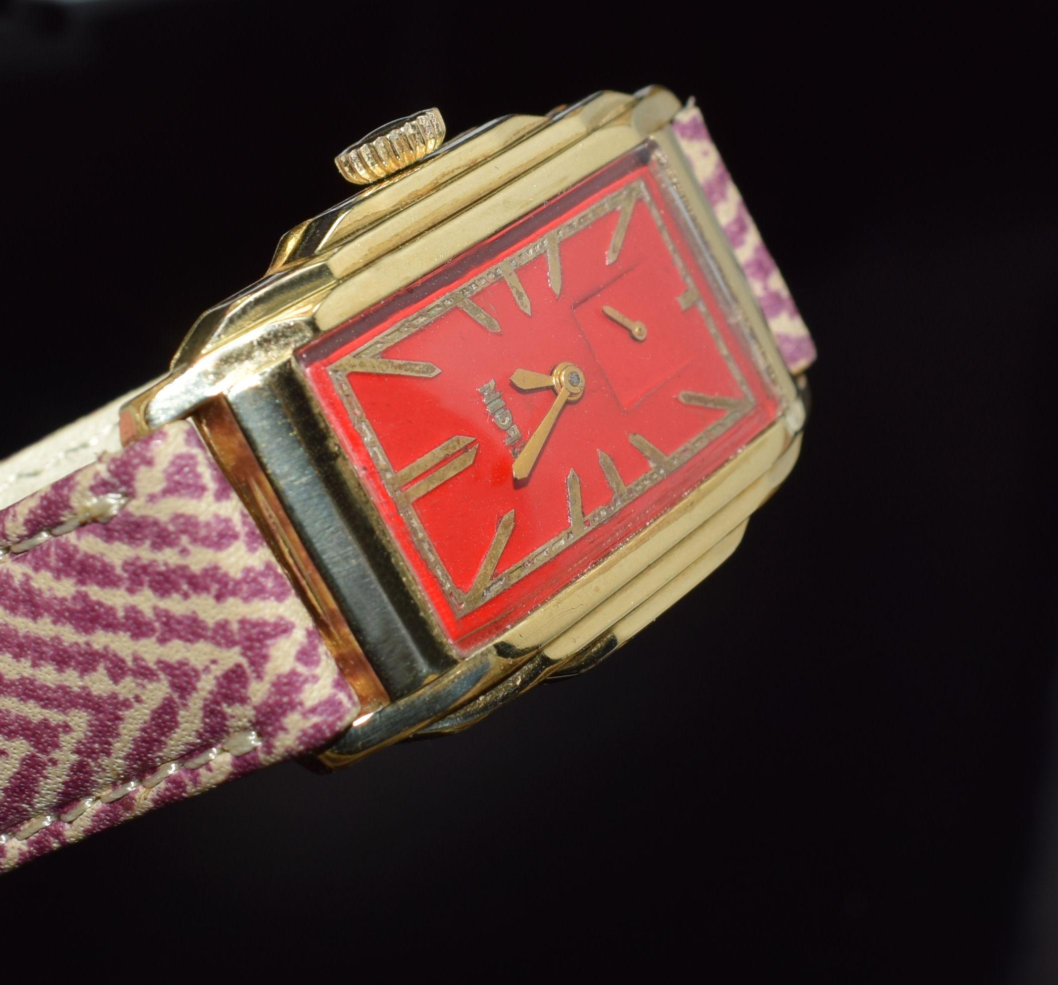Art Deco 14-Karat Gold Cherry Red Gents Wristwatch by Elgin, Newly Serviced 1