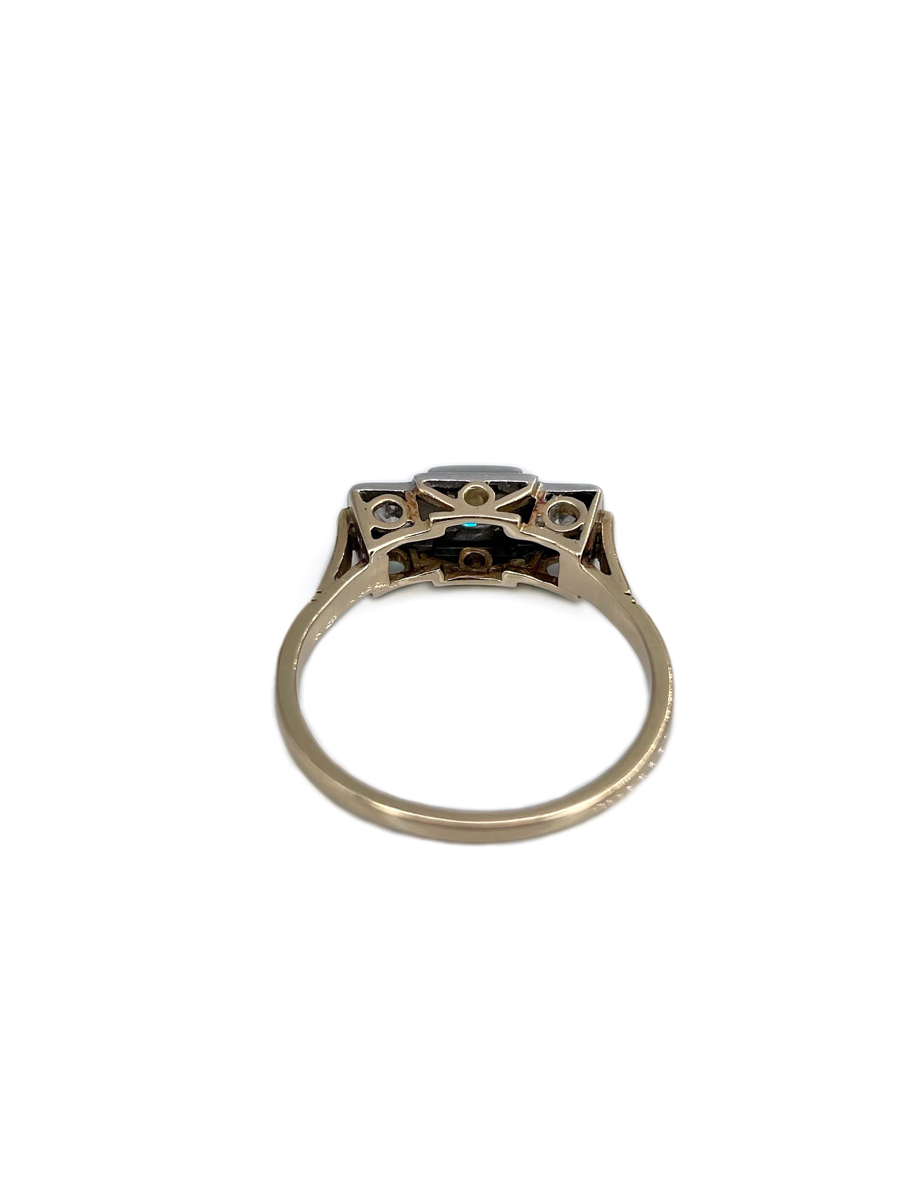 Women's or Men's Art Deco 14 Karat Gold Platinum 0.42 Carat Diamond Three Stone Ring For Sale