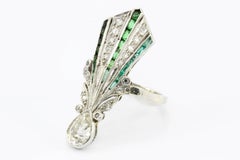 Art Deco 14 Karat White Gold Diamond and Emerald Fan Ring, circa 1920s