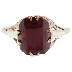 Antique Art Deco 14 Karat White Gold Filigree Red Garnet Ring