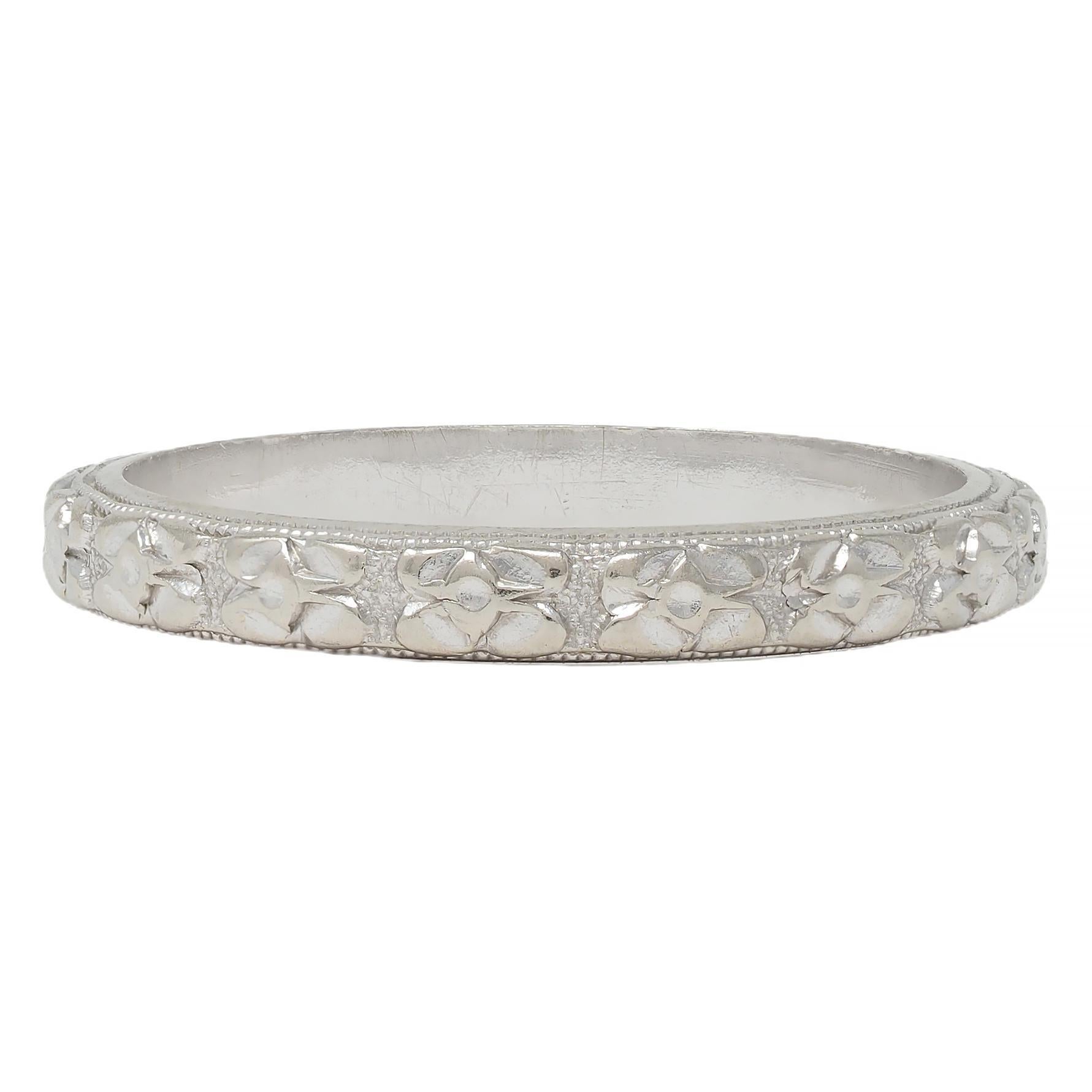 Art Deco 14 Karat White Gold Orange Blossom Vintage Wedding Band Ring en vente 1