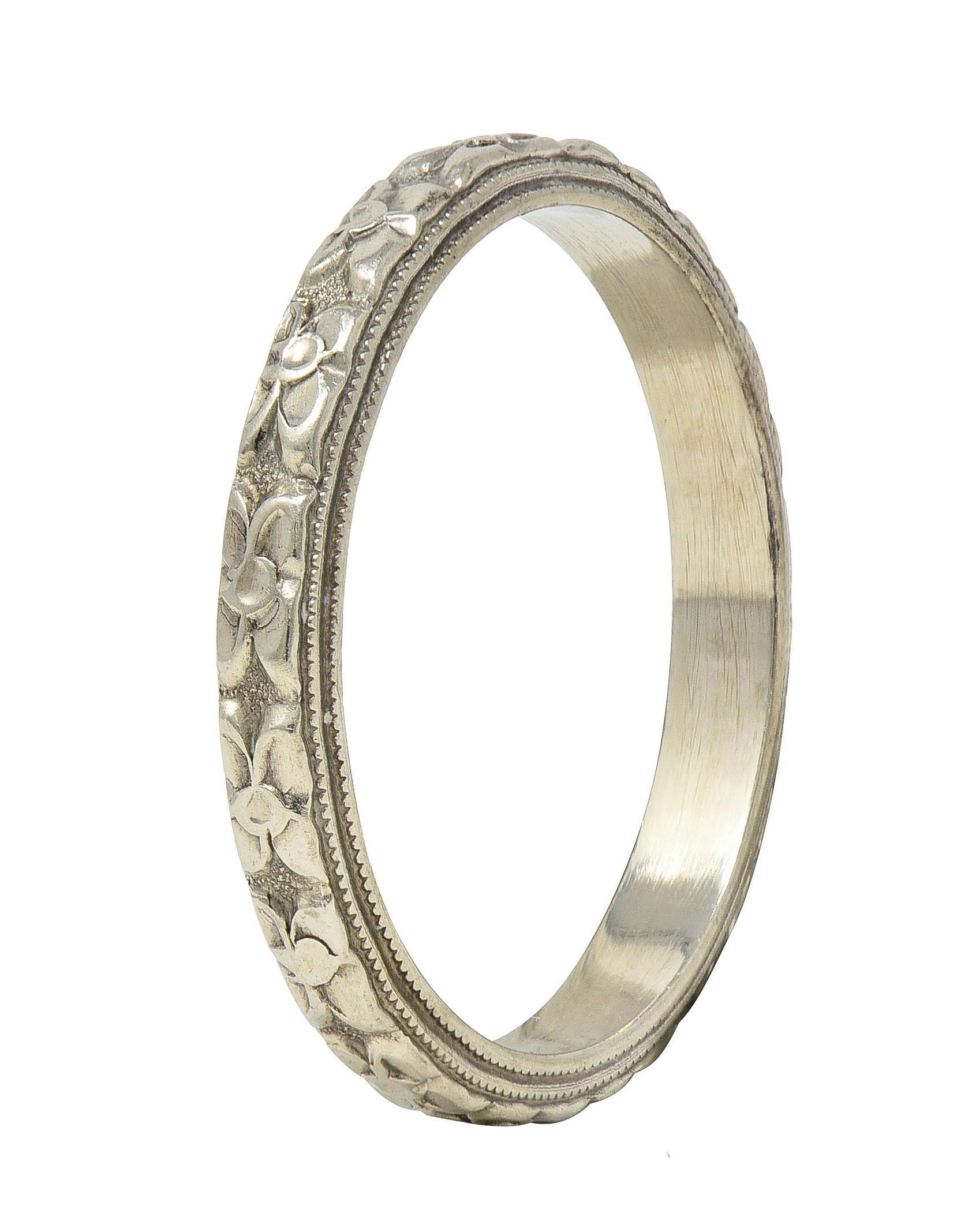 Art Deco 14 Karat White Gold Vintage Orange Blossom Wedding Band Ring In Excellent Condition In Philadelphia, PA
