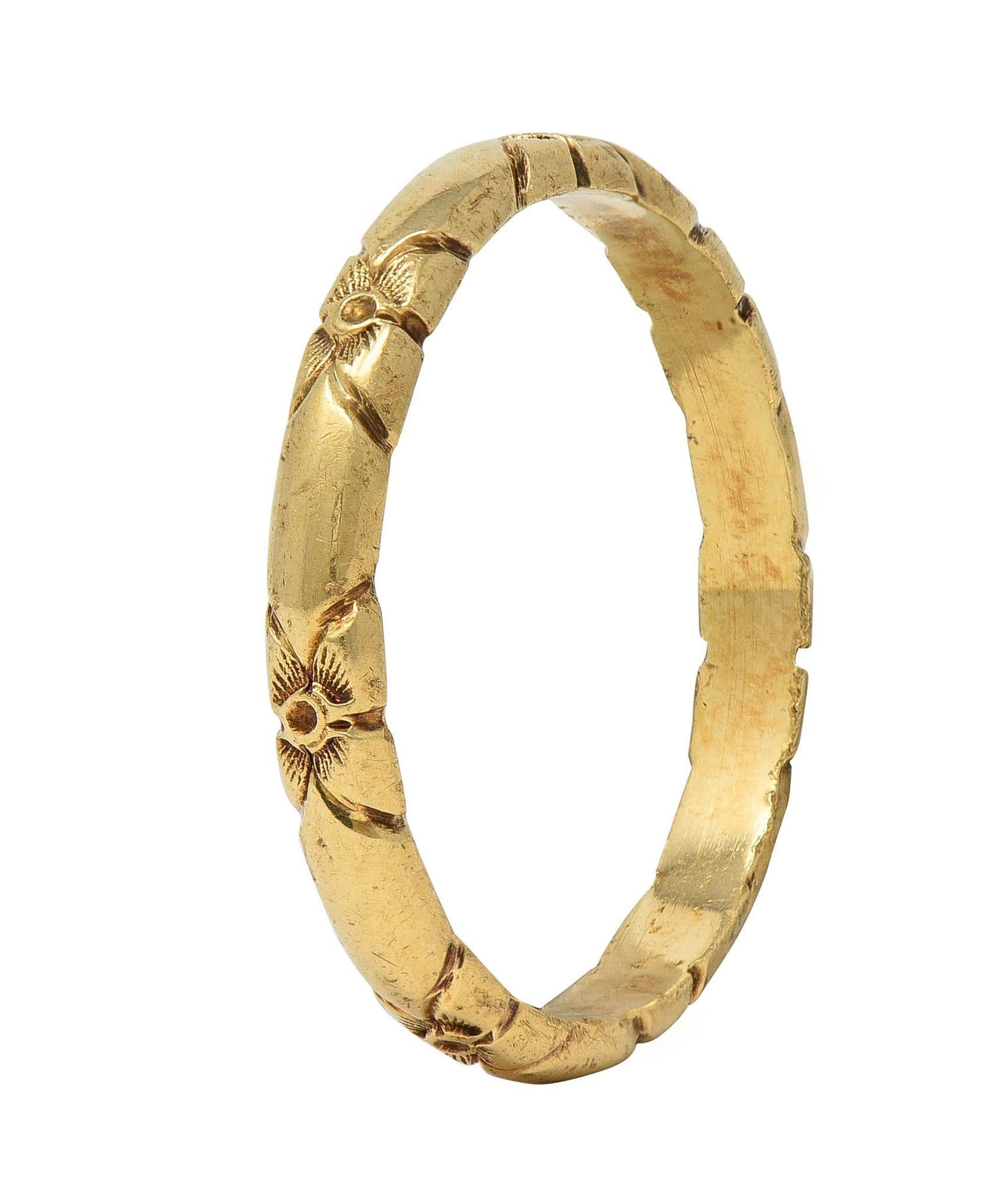 Art Deco 14 Karat Yellow Gold Antique Orange Blossom Wedding Band Ring In Excellent Condition In Philadelphia, PA
