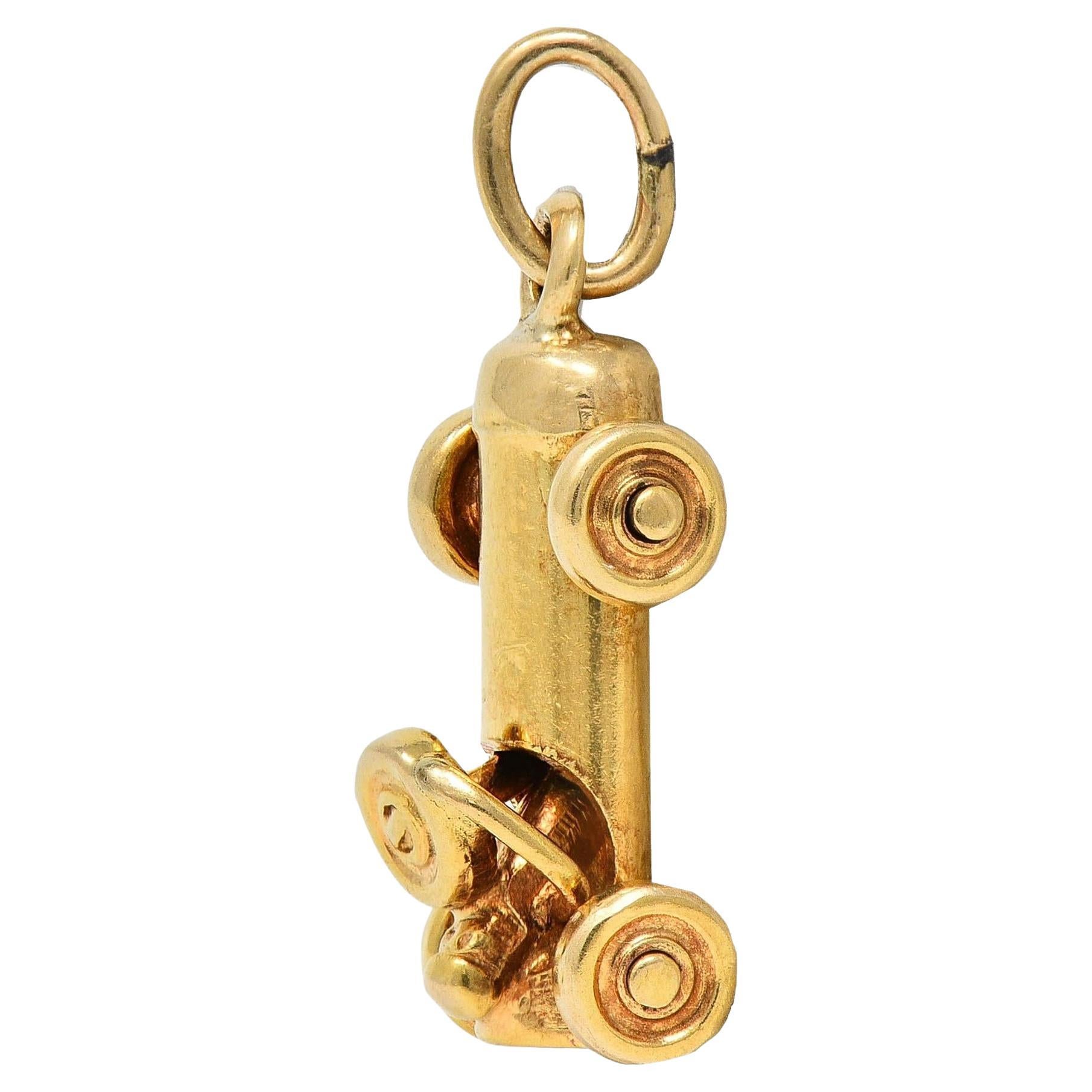 Art Deco 14 Karat Yellow Gold Antique Soapbox Derby Charm