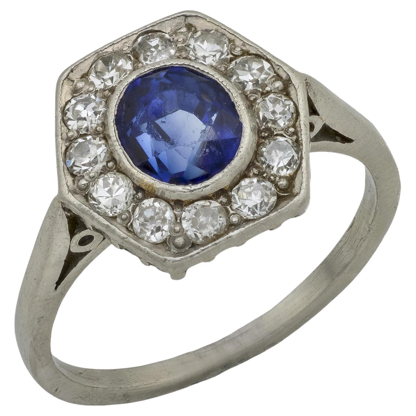 Art Deco 1,40 Karat Saphir-Diamant-Platin-Cluster-Ring im Angebot
