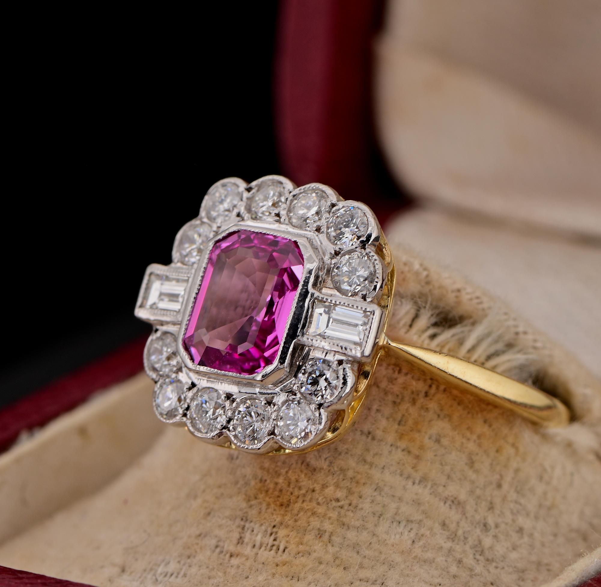 Art déco - 1.40 carats Bague en saphir rose certifié 1,04 carat et diamants Pour femmes en vente