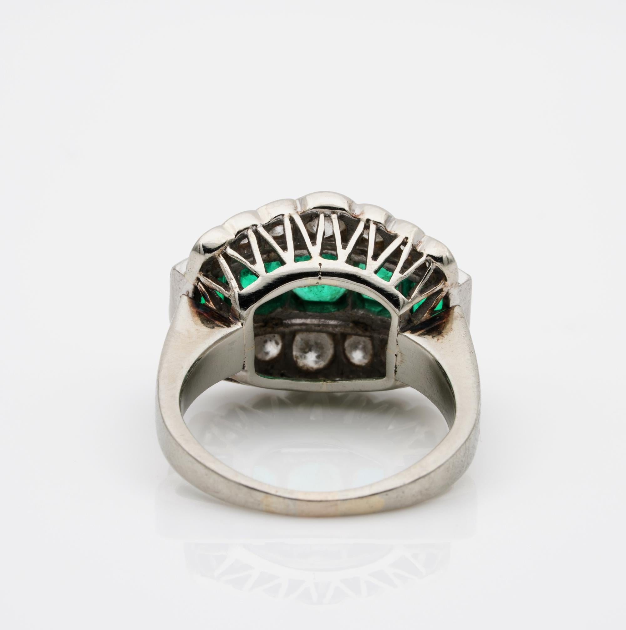Art Deco 1.40 Carat Colombian Emerald 1.20 Carat Old Cut Diamond Ring 3