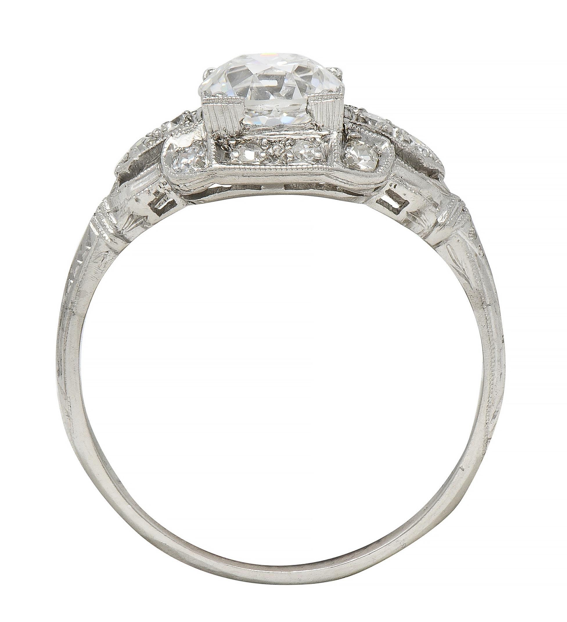 Art Deco 1.40 CTW OEC Diamond Platinum Vintage Bombé Engagement Ring GIA en vente 1