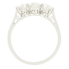 Art Deco 1.40ct Diamond Three Stone Ring, c.1920s