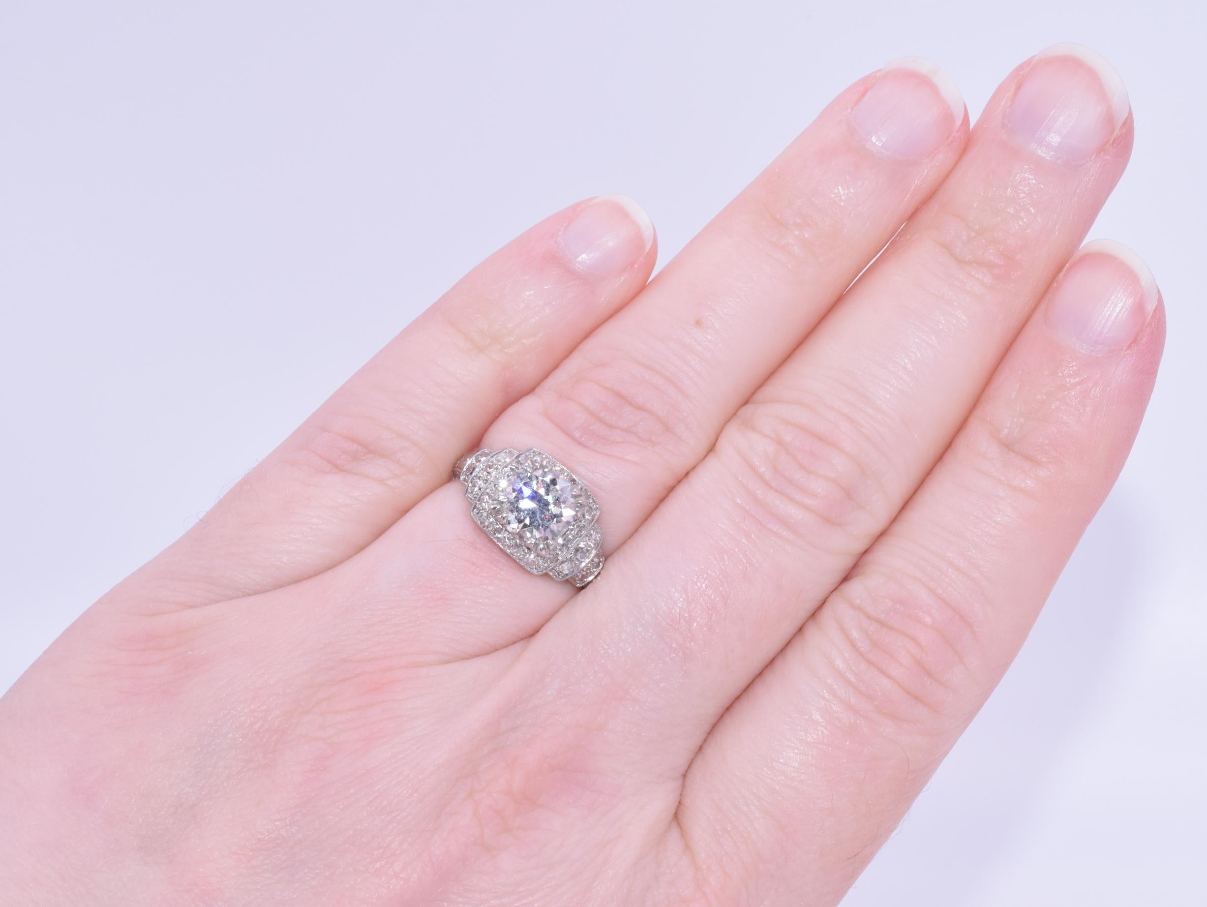 1 carat diamond engagement ring